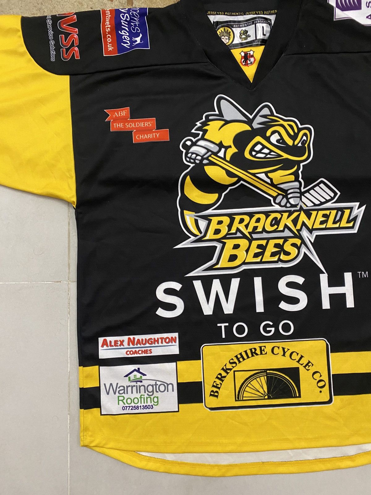 Other Bracknell Bees Jersey!RARE!team jersey53 Size US L / EU 52-54 / 3 - 7 Thumbnail