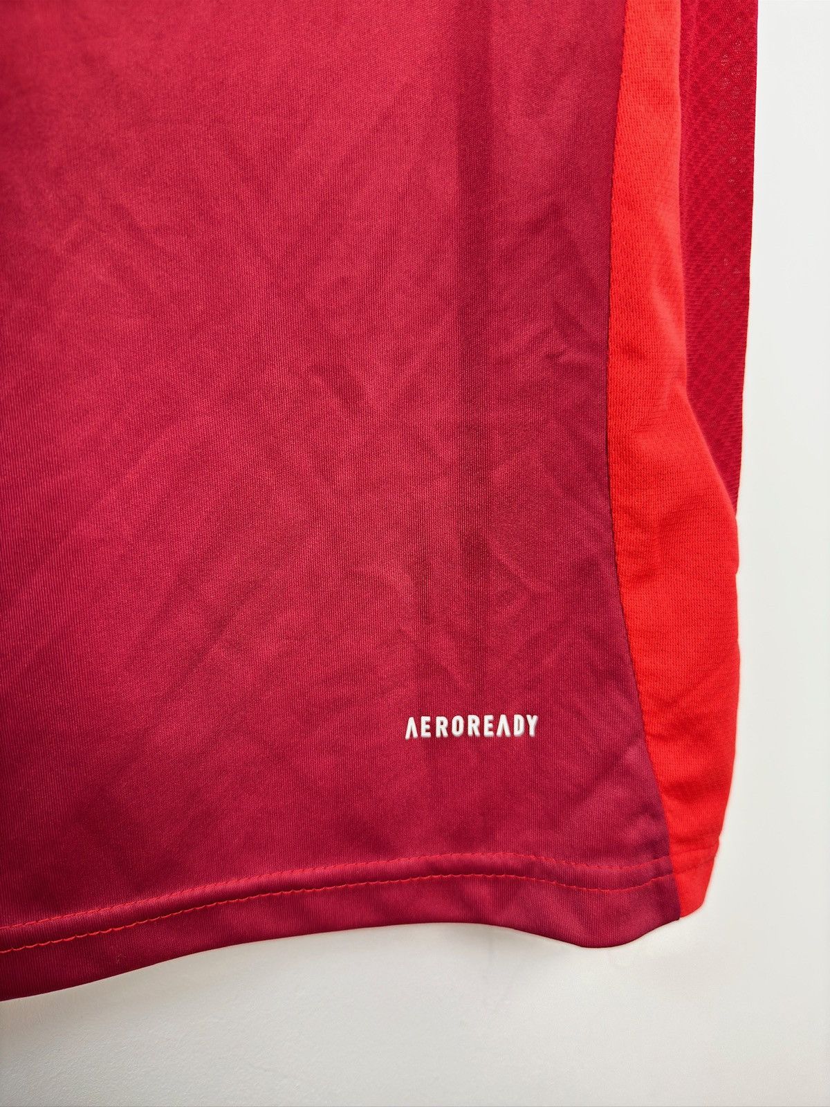Adidas Manchester United 2024/2025 Home Football Shirt Adidas Size US L / EU 52-54 / 3 - 6 Thumbnail