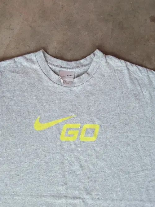 Nike Vintage Y2k Nike T Shirt Size US L / EU 52-54 / 3 - 2 Thumbnail