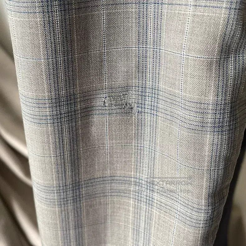 Vivienne Westwood Vivienne Westwood Gray plaid heart-shaped collar blazer Size S / US 4 / IT 40 - 5 Thumbnail