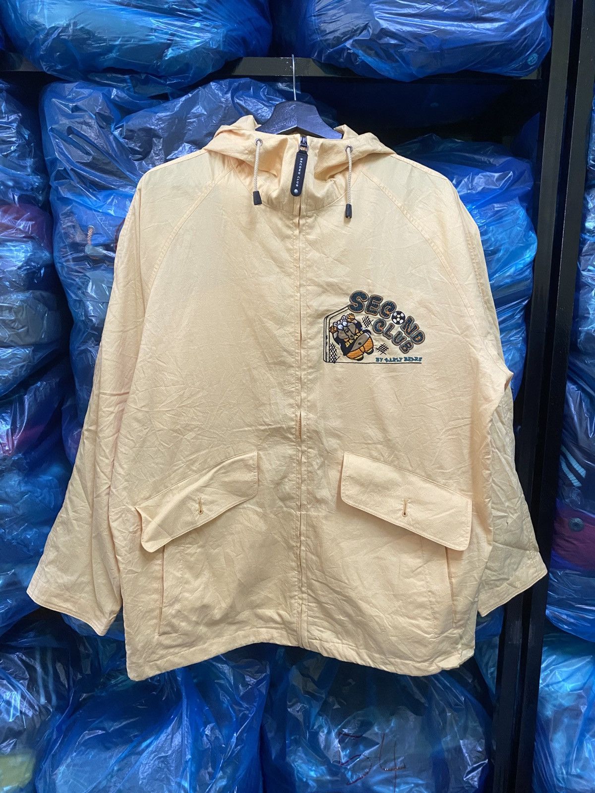 Vintage Vintage Second Club Early Bears Yellow Hooded Windbreaker Size US M / EU 48-50 / 2 - 1 Thumbnail