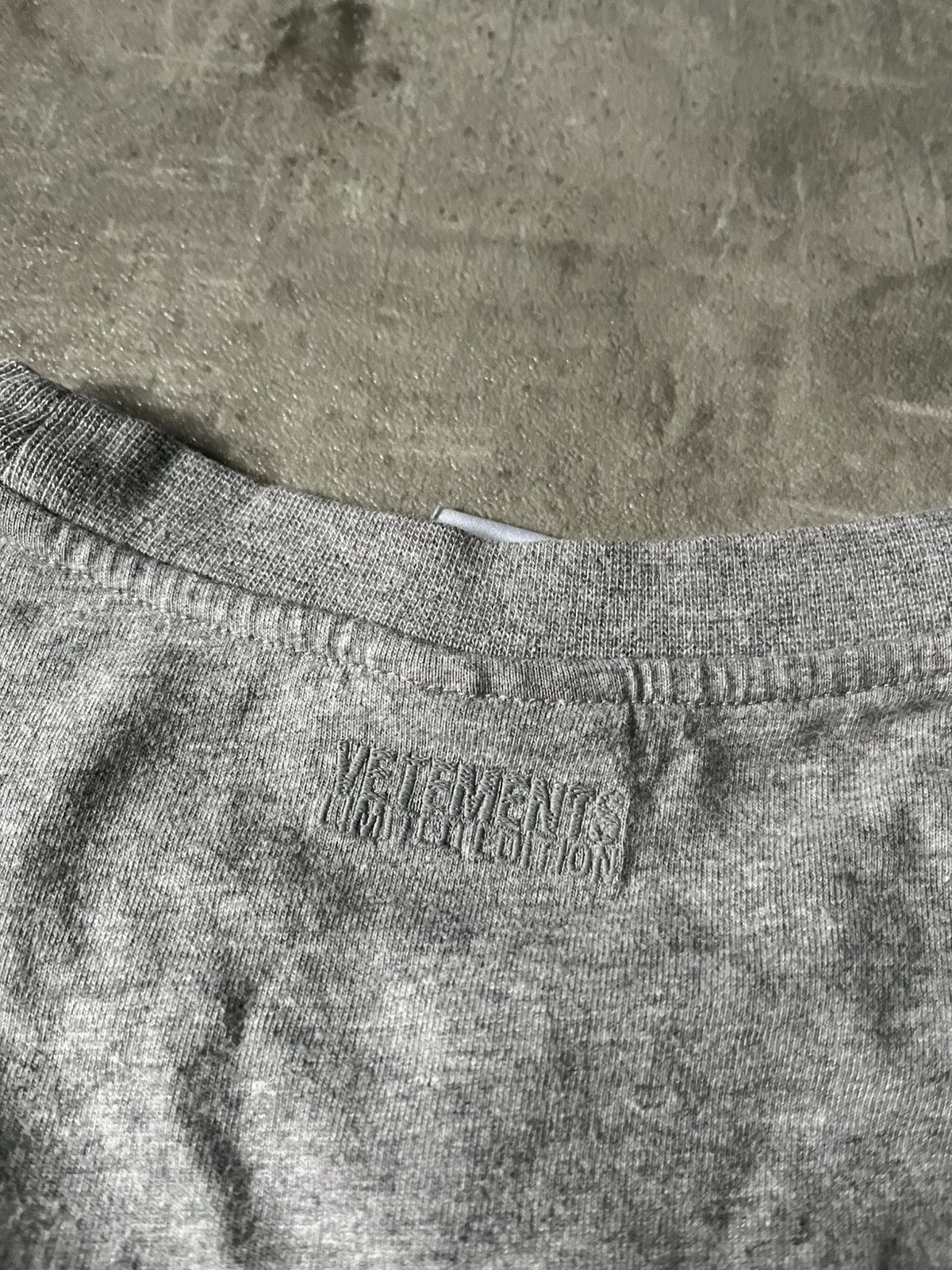 Vetements Vetements Limited Edition grey T-shirt Size US XL / EU 56 / 4 - 7 Thumbnail
