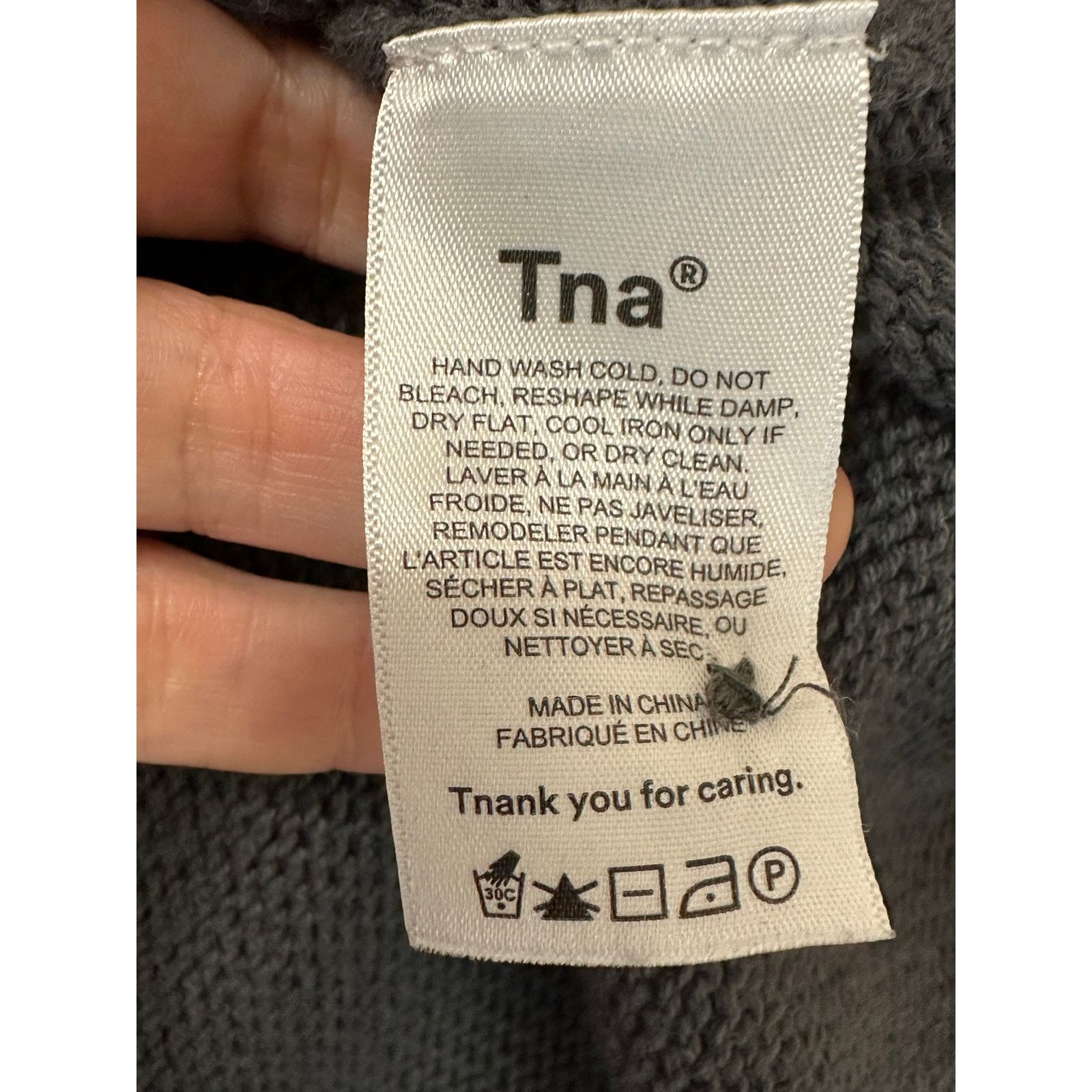 Aritzia Aritzia TNA gray long sleeves v neck cardigan size 2 - Large Size L / US 10 / IT 46 - 5 Thumbnail