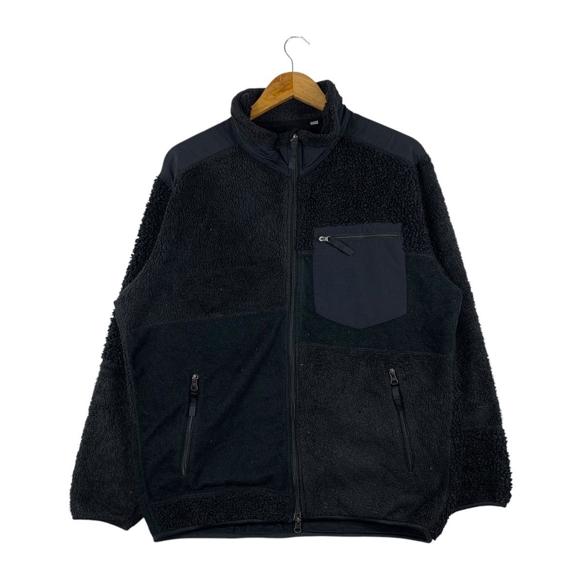 WHITE MOUNTAINEERING x UNIQLO Patchwork Sherpa Sweatshirt