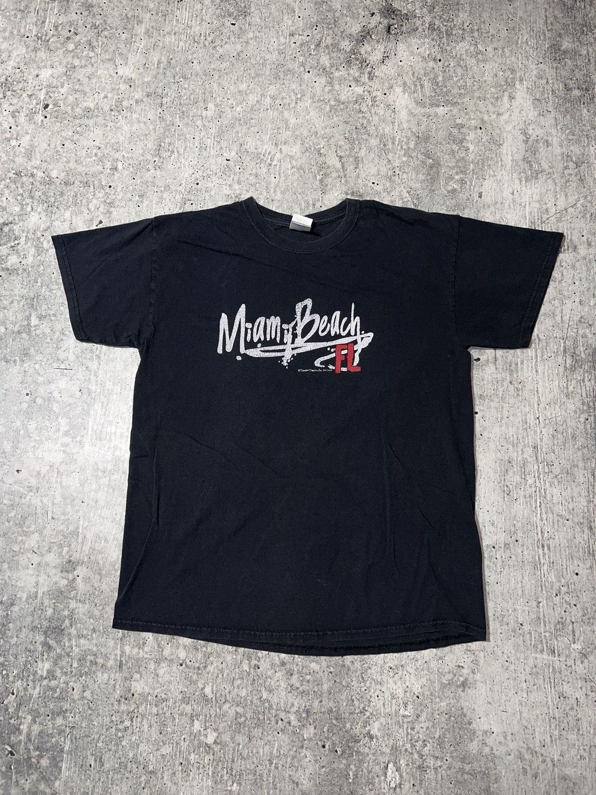 Other Vintage Y2K Miami Beach Graphic Tee Size US L / EU 52-54 / 3 - 1 Thumbnail
