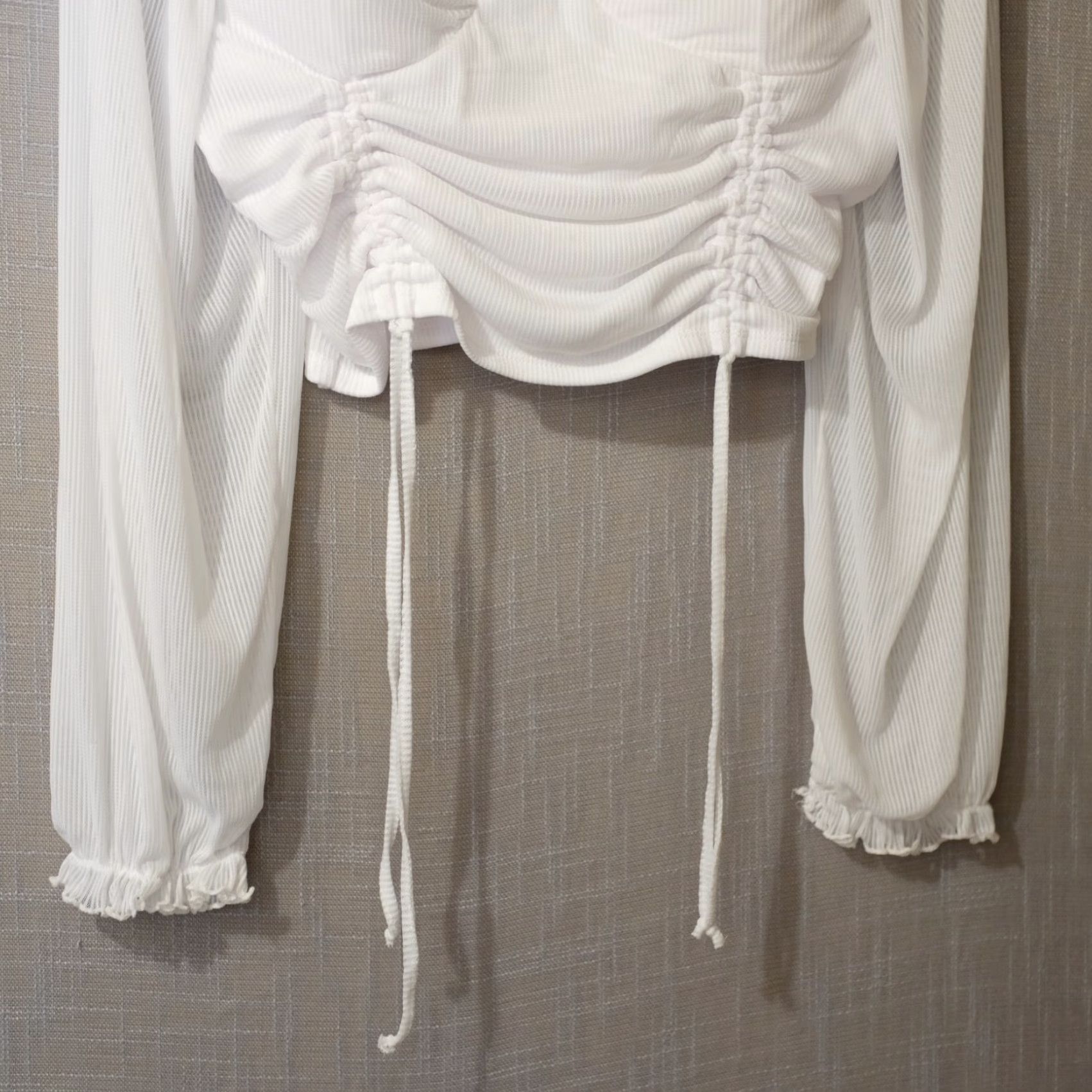 Almost Famous Nwot! Almost Famous Cropped Top White Ruched Womens XXL #H96-11 Size XXL / US 16-18 / IT 52-54 - 3 Thumbnail
