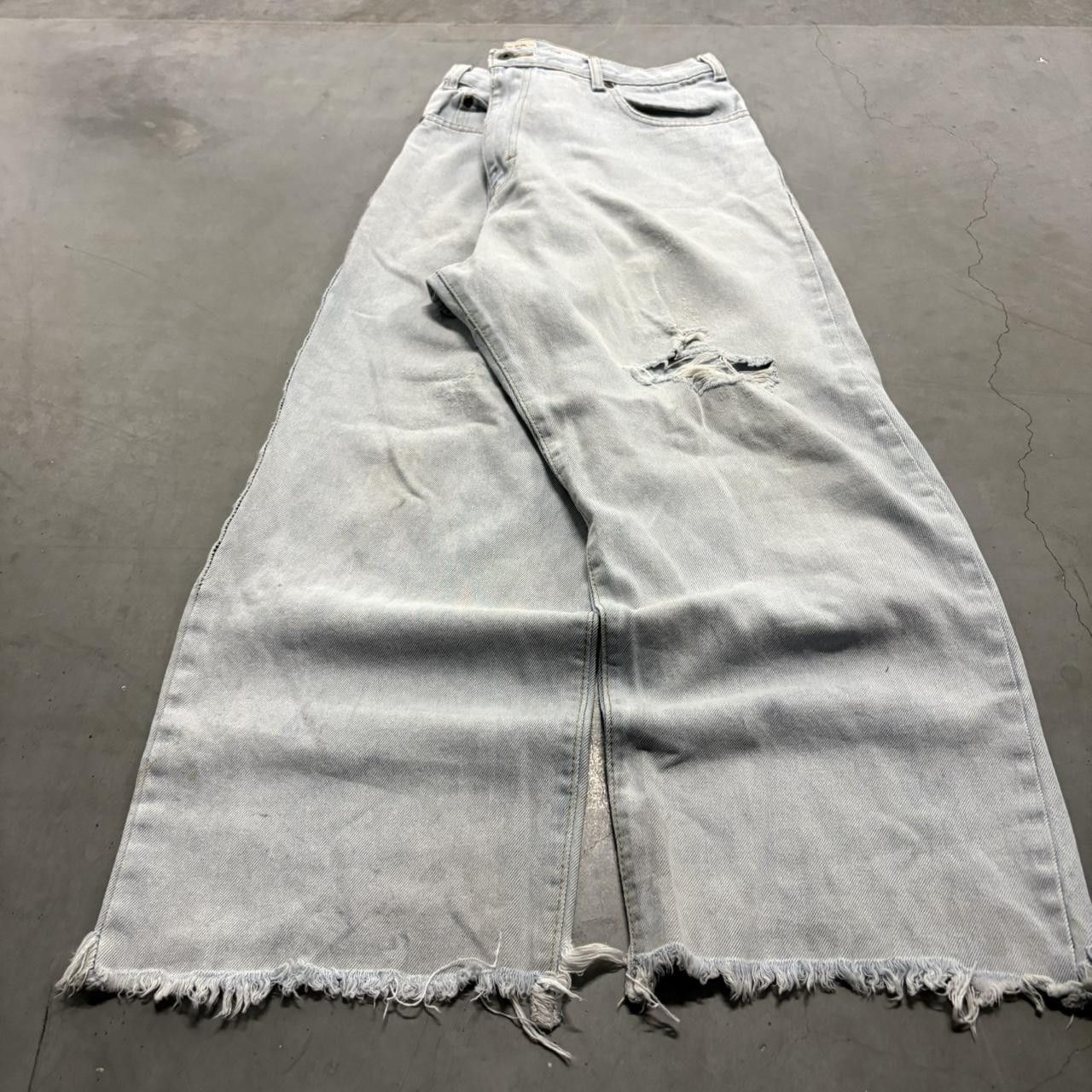 Vintage Crazy Vintage Y2K/2000s Baggy Skater Style Wideleg Relaxed Light Wash Denim Jeans! Size US 36 / EU 52 - 1 Thumbnail