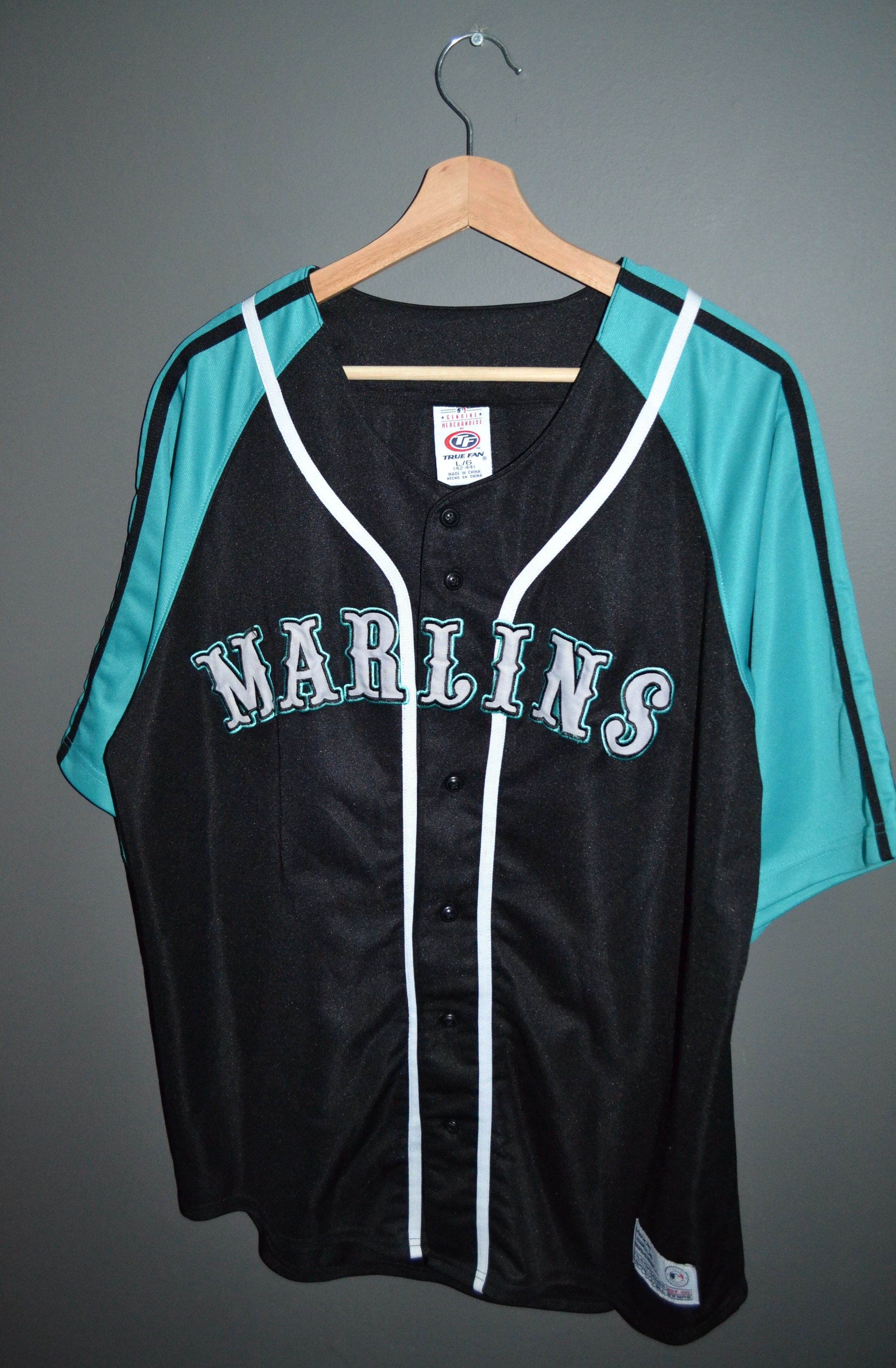 Other Miami Marlins True Fan Jersey L Black Teal MLB Size US L / EU 52-54 / 3 - 1 Thumbnail