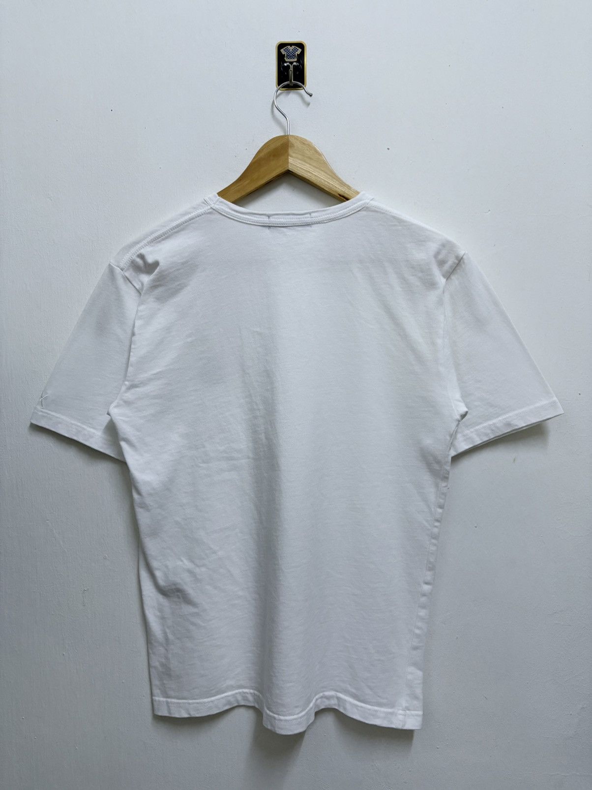 Original Fake 2000's Original Fake " Kaws + Warhol " Kiss Pocket T-Shirt Size US S / EU 44-46 / 1 - 2 Thumbnail