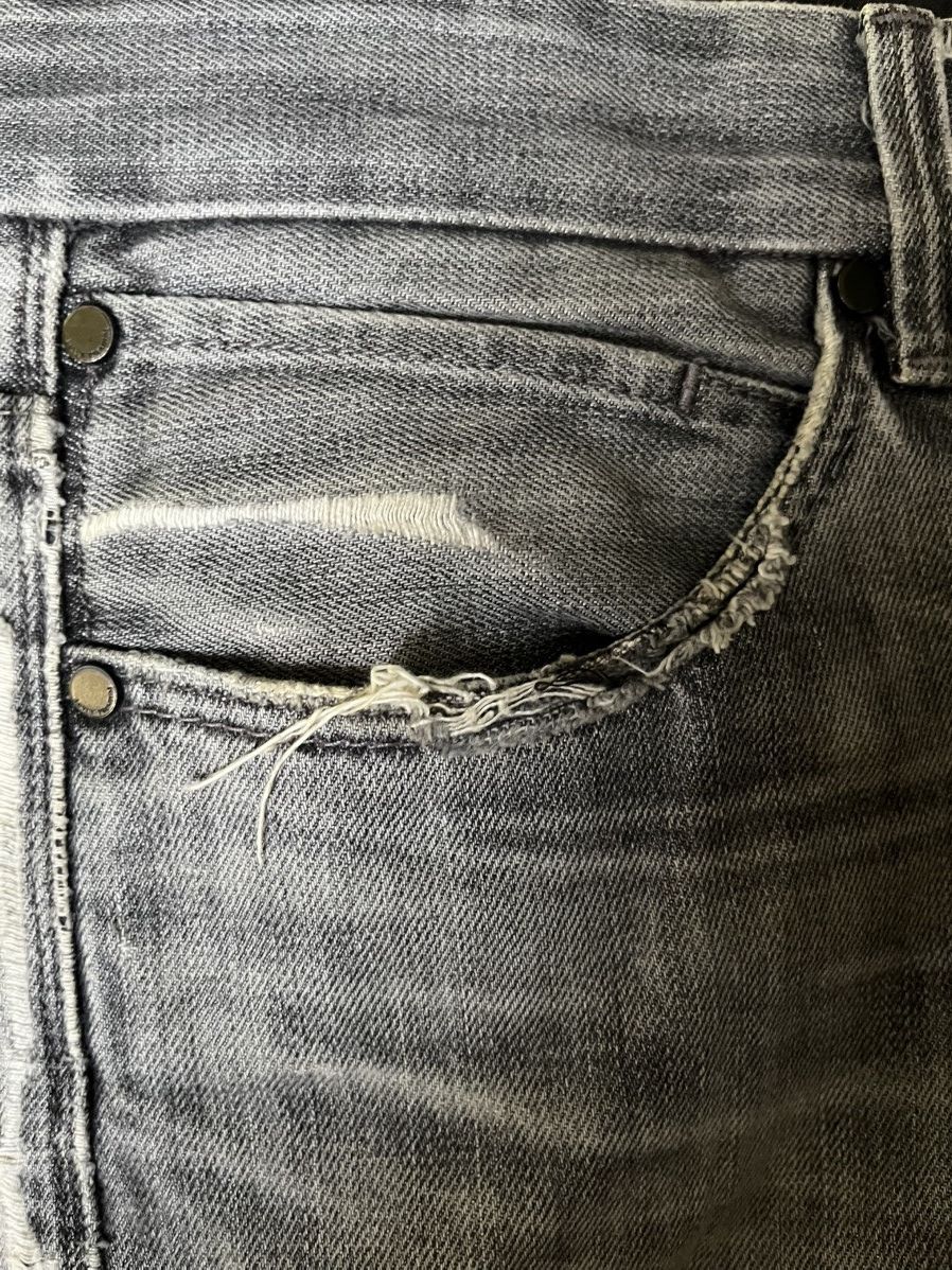 Levi's VINTAGE LEVIS 522 SLIM STRAIGHT MINOR DISTRESSED PUNK STYLE Size US 35 - 7 Thumbnail