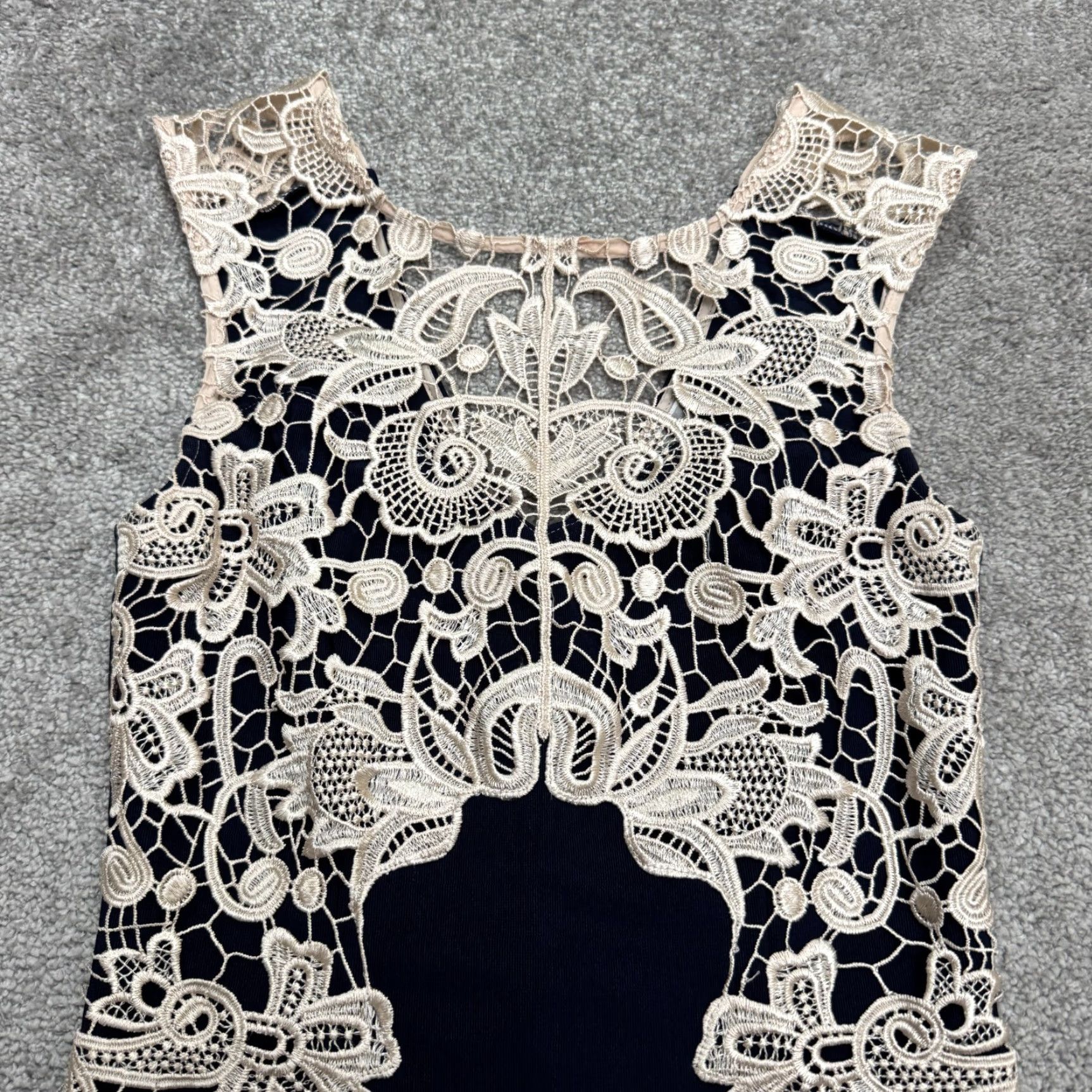 Vintage Lipsy Lace Overlay Dress Women's 4 Midi Sleeveless Blue Beige Navy 90s London Classic Pencil Dress Size S / US 4 / IT 40 - 3 Thumbnail