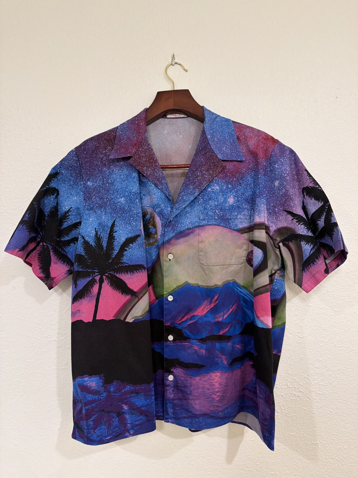 Valentino Valentino Cosmic Island Print Camp Collar Shirt Size US M / EU 48-50 / 2 - 1 Thumbnail