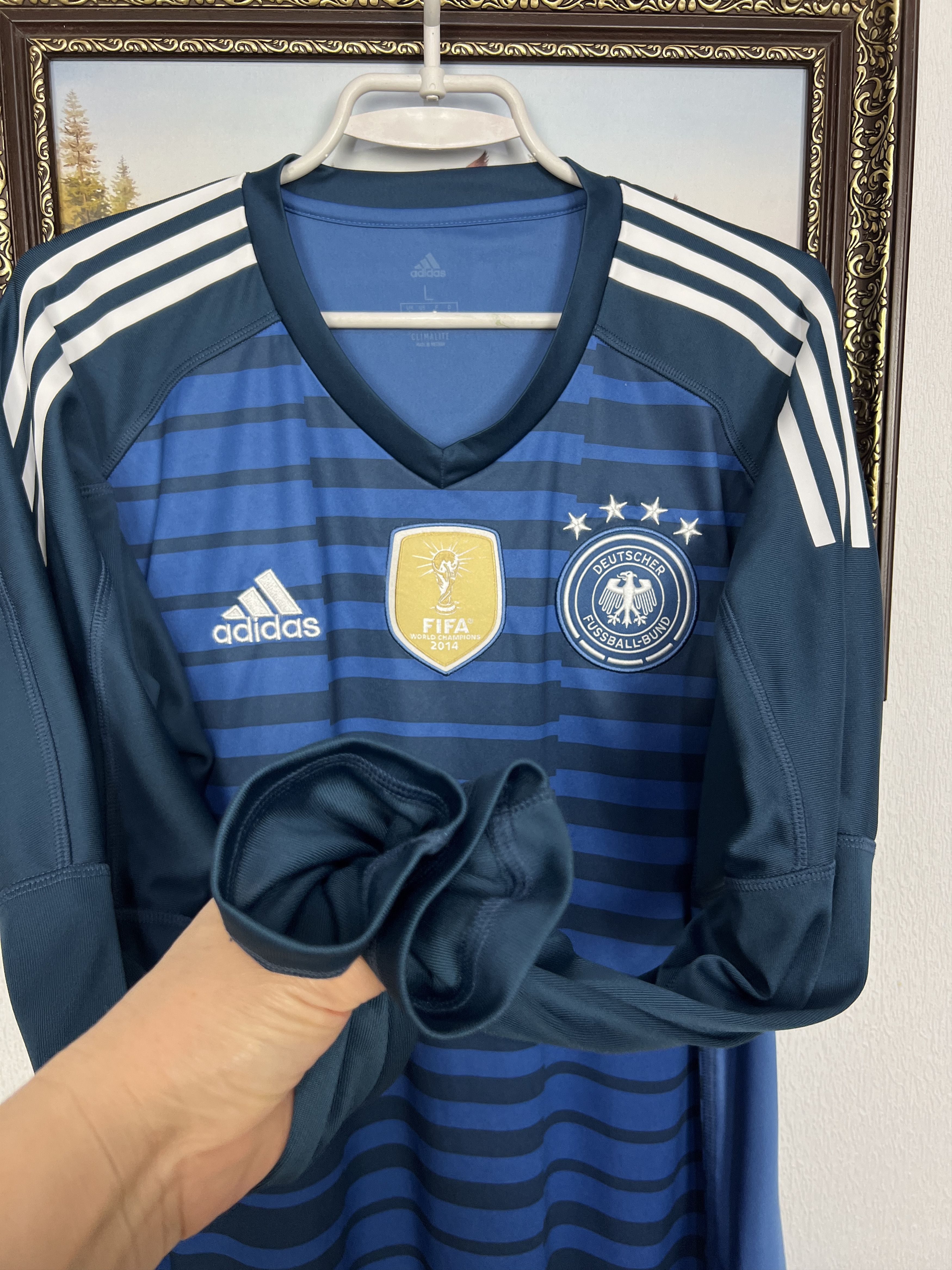 Adidas Germany Goalkeeper football shirt 2018 Soccer Jersey Trikot Size US L / EU 52-54 / 3 - 6 Thumbnail