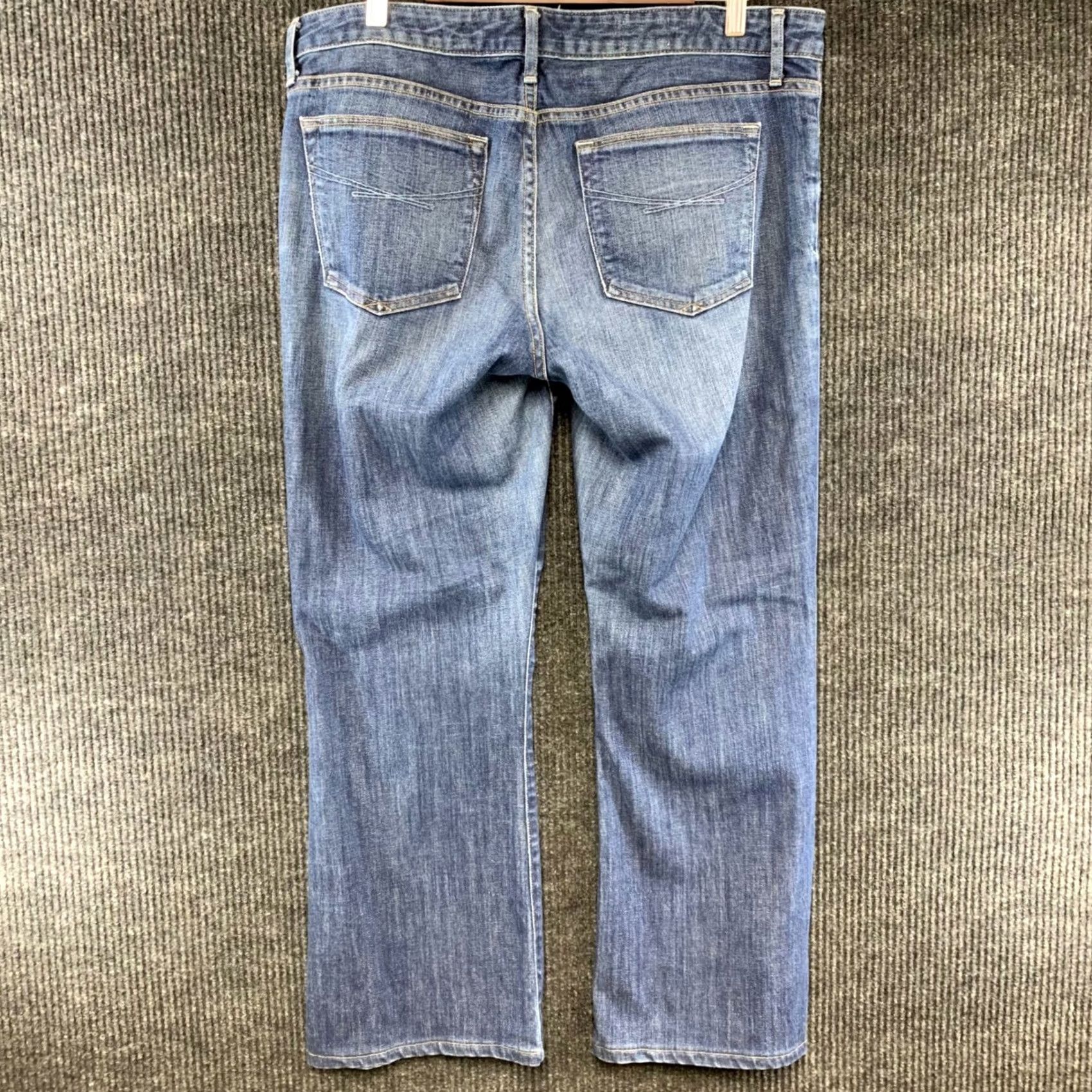 Gap Gap 1969 Sexy Boot Jeans Womens 33/16r Blue Medium Tint Stretch 5-Pocket Denim Bootcut 1969 Womens Jeans Regular Size 16 Size 38" / US 16 / IT 52 - 6 Thumbnail