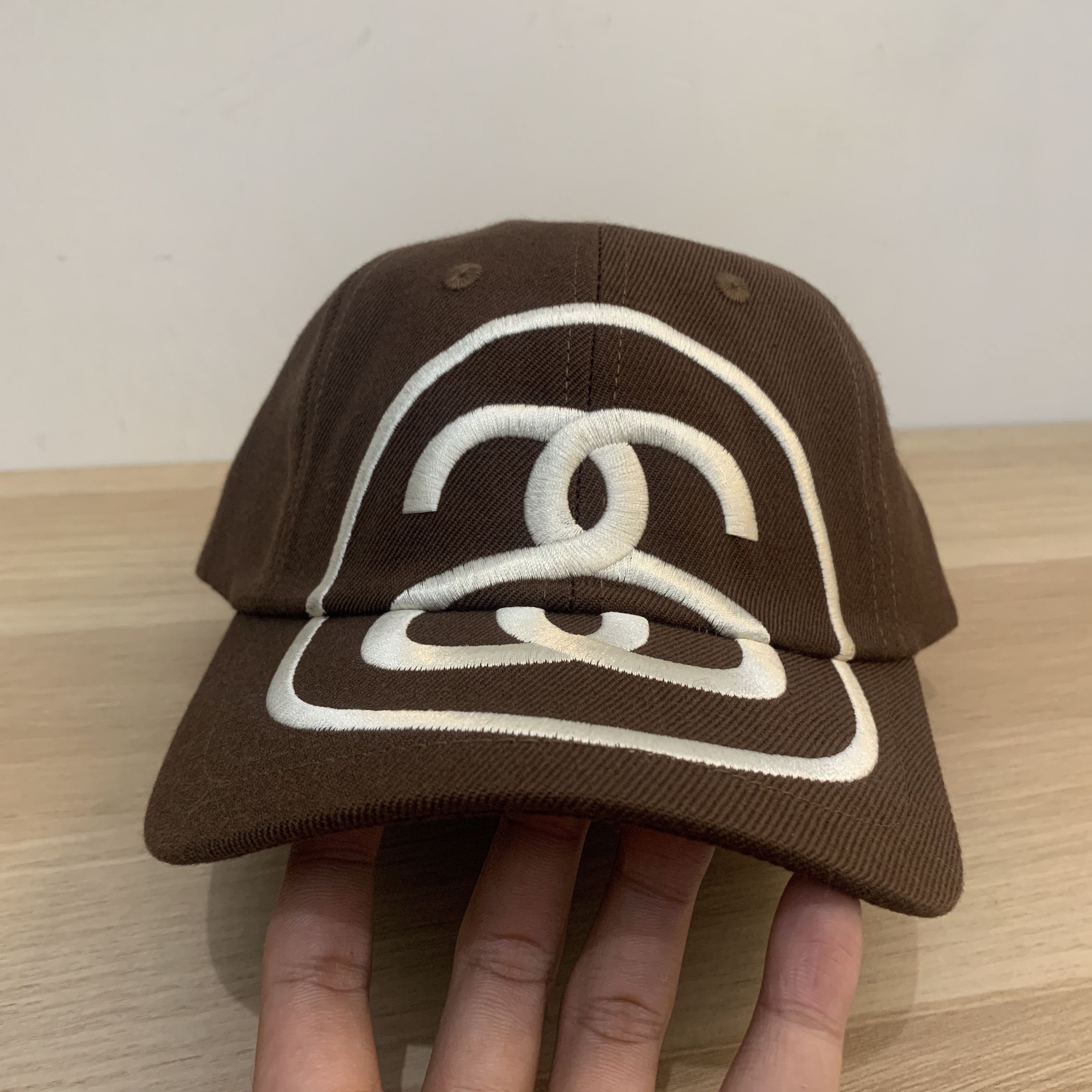 travis着用　Stussy Chenille S Low Pro Cap Pre-owned Stussy X Travis Scott Stussy Chenille S Low Pro Cap In