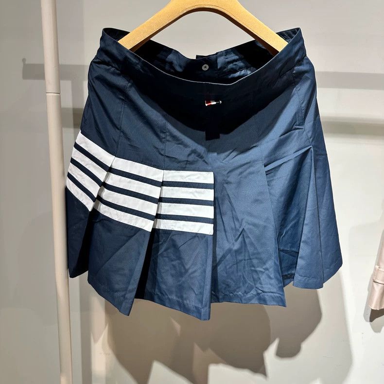 Thom Browne Thom browne Dark blue nylon deconstructed skirt 2504-Nextar Size 27" / US 4 / IT 40 - 2 Thumbnail