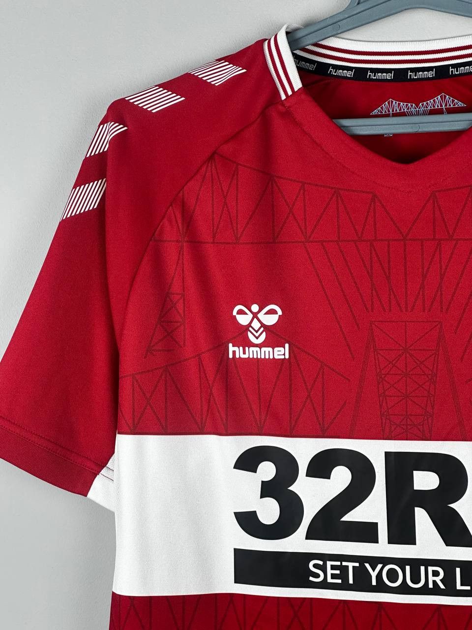 Hummel Middlesbrough 2021/2022 Hummel Home Football Jersey Size XL Size US XL / EU 56 / 4 - 4 Thumbnail