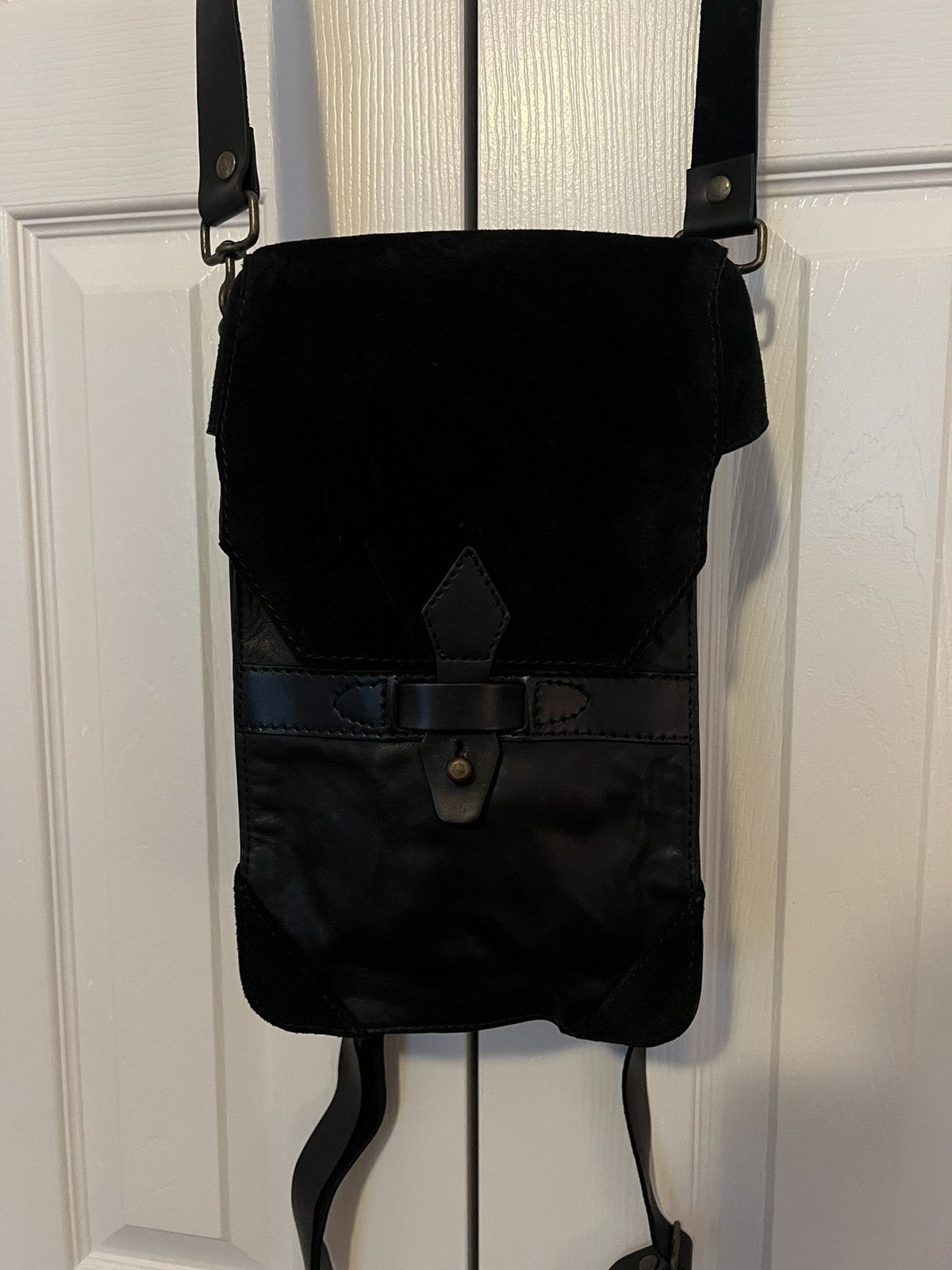 Cloak Cult favorite Cloak NYC deadstock messenger bag. Size ONE SIZE - 6 Thumbnail