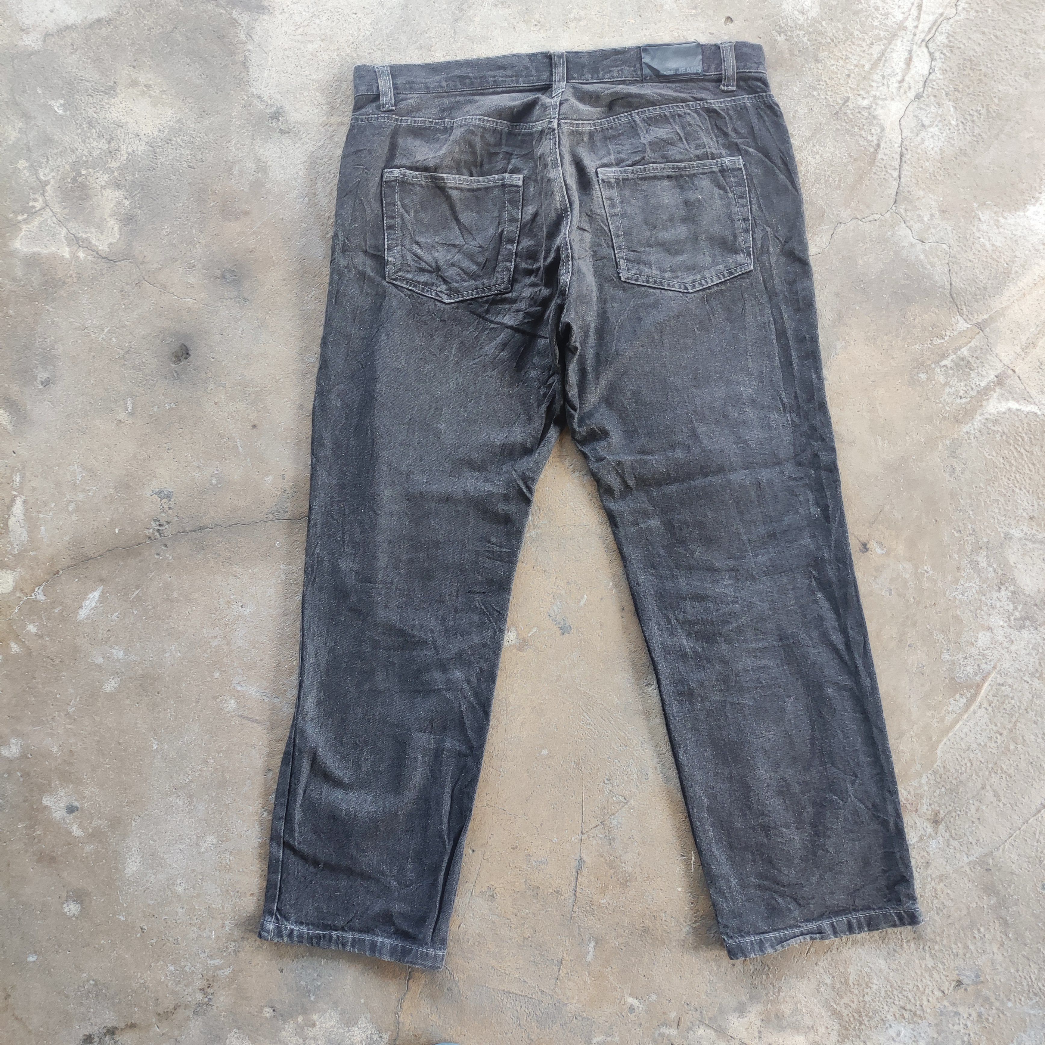 Japanese Brand Vintage Japanese Basic Jeans Brand Baggy Jeans Faded pants Size US 38 / EU 54 - 7 Thumbnail