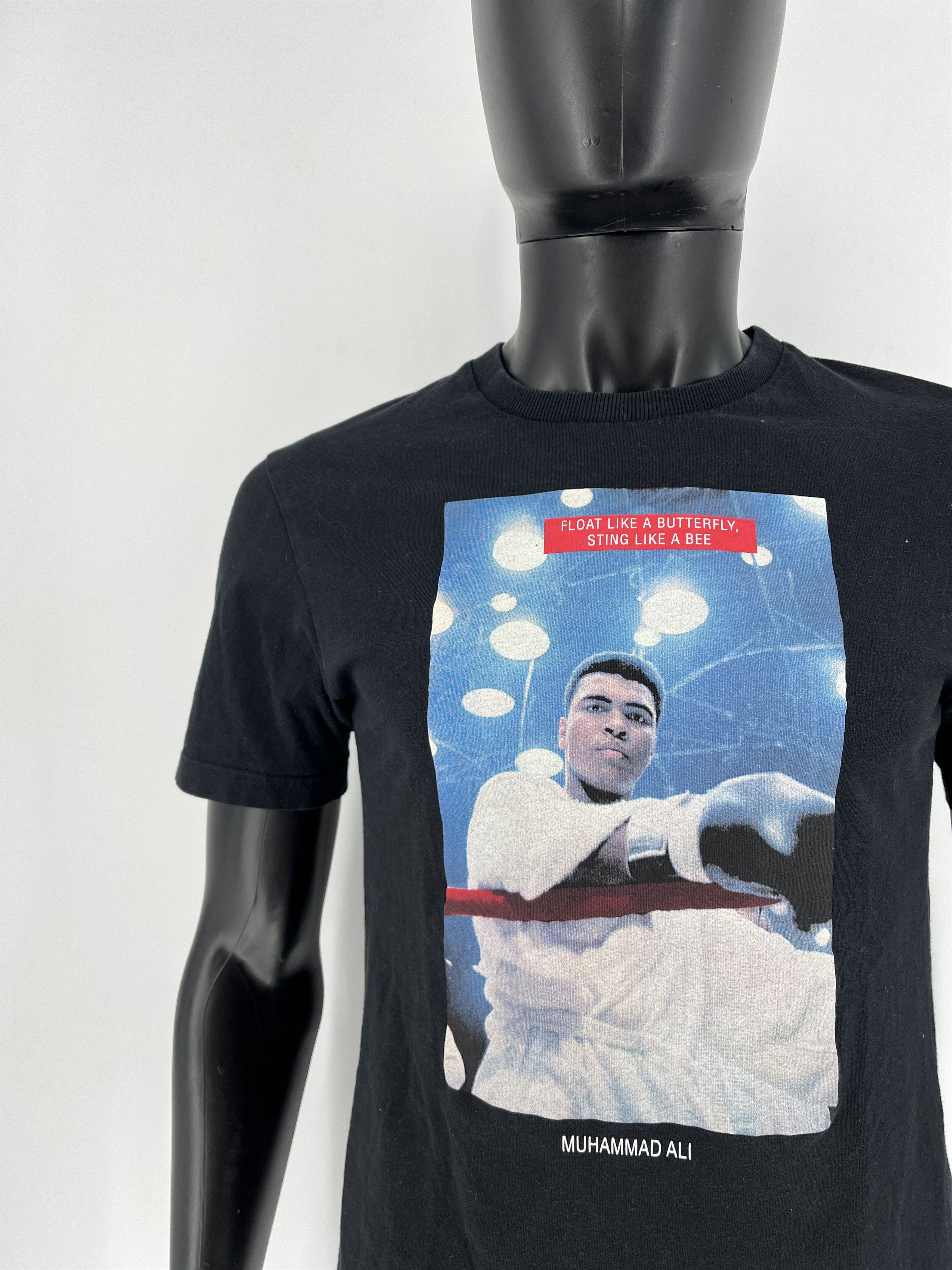 Vintage Y2K The Greatest Muhammad Ali American Boxer Faded Tshirts Size US M / EU 48-50 / 2 - 6 Thumbnail