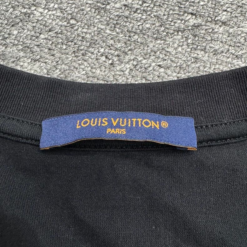 Louis Vuitton Louis Vuitton Black and White Gradient Tshirt-2506 Size US XXL / EU 58 / 5 - 5 Thumbnail