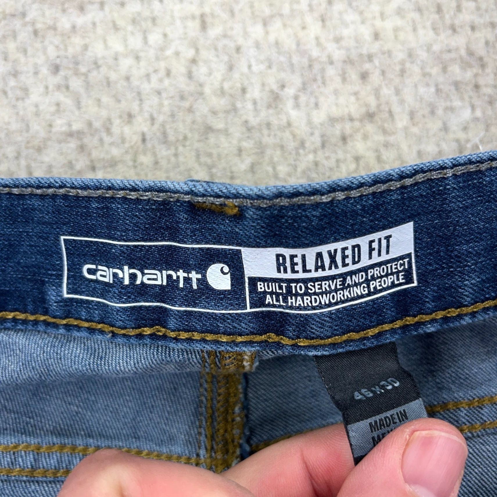 Carhartt VINTAGE Carhartt Jeans Men 46x30 Straight Leg Relaxed Fit Med Wash Work Wear Adult Jeans Men Blue 46 30 Pocket Pockets Logo 5-Pocket Denim Cotton Size US 30 / EU 46 - 3 Thumbnail