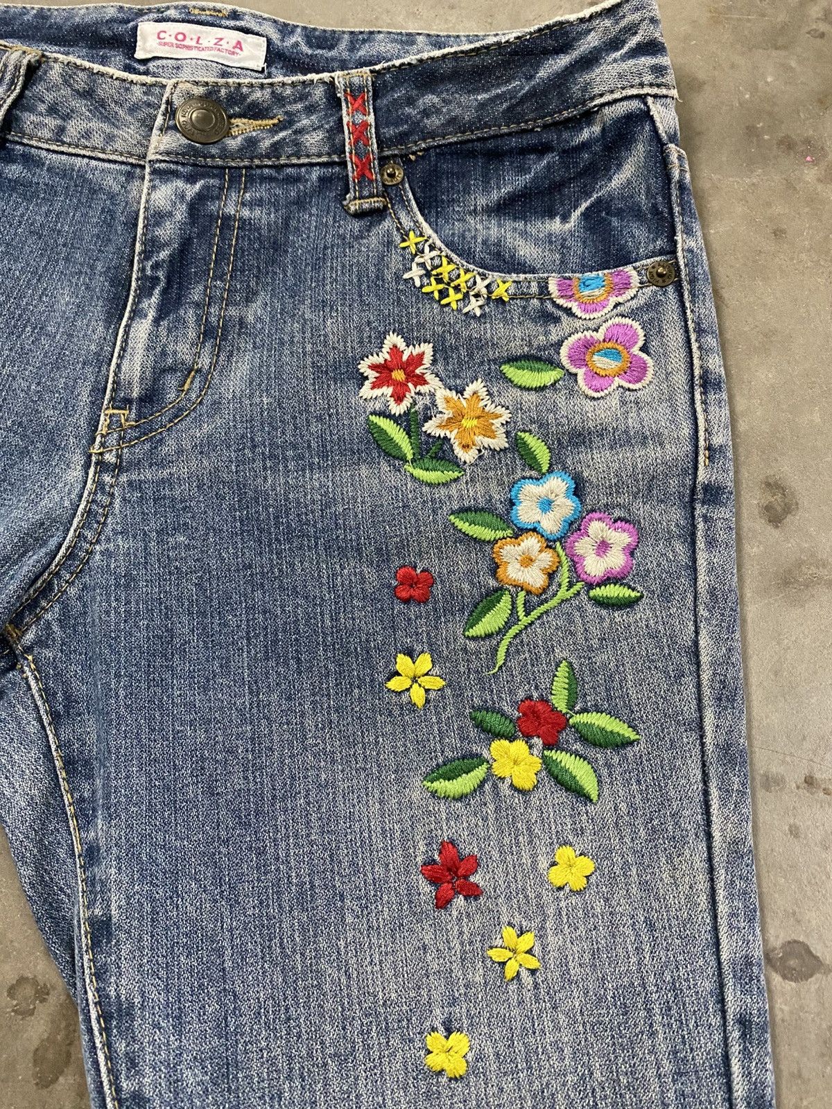 Japan Blue Jeans Flare Jeans Japan Colza Embroidery Denim @281 Size 28" / US 6 / IT 42 - 6 Thumbnail