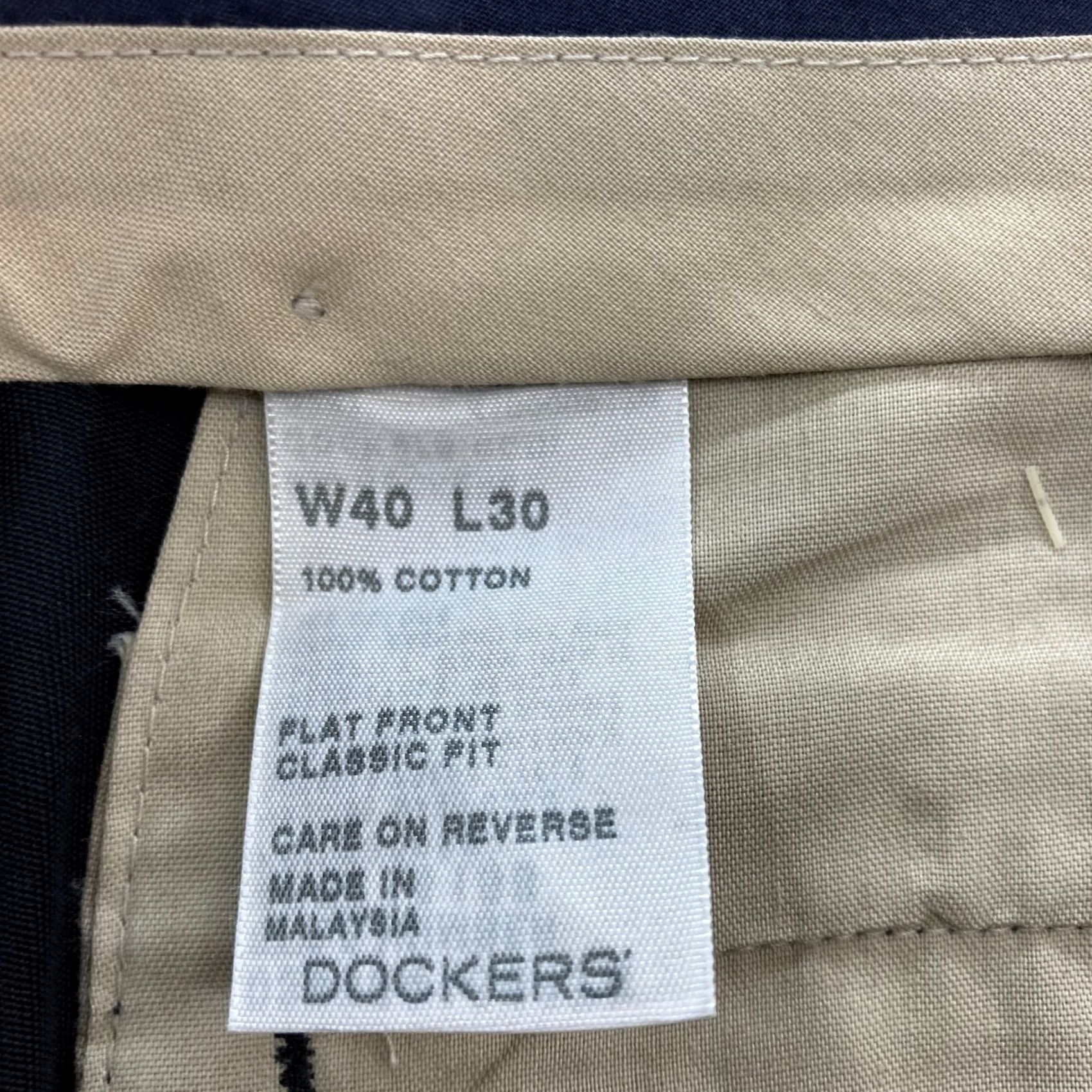 Dockers Dockers D3 Khaki Pants Mens 40x30 Classic Straight Black Flat Front Size US 40 / EU 56 - 6 Thumbnail