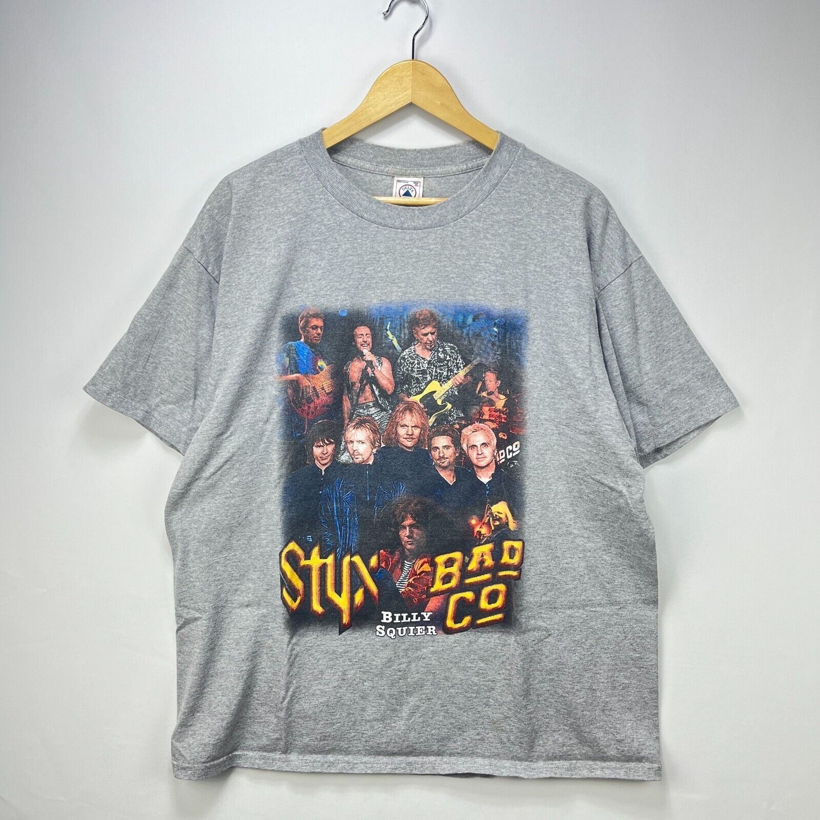Tommy Bahama × Vintage Vintage 2001 Styx BadCompany Billy Squier Concert Graphic XL Size US XL / EU 56 / 4 - 1 Thumbnail