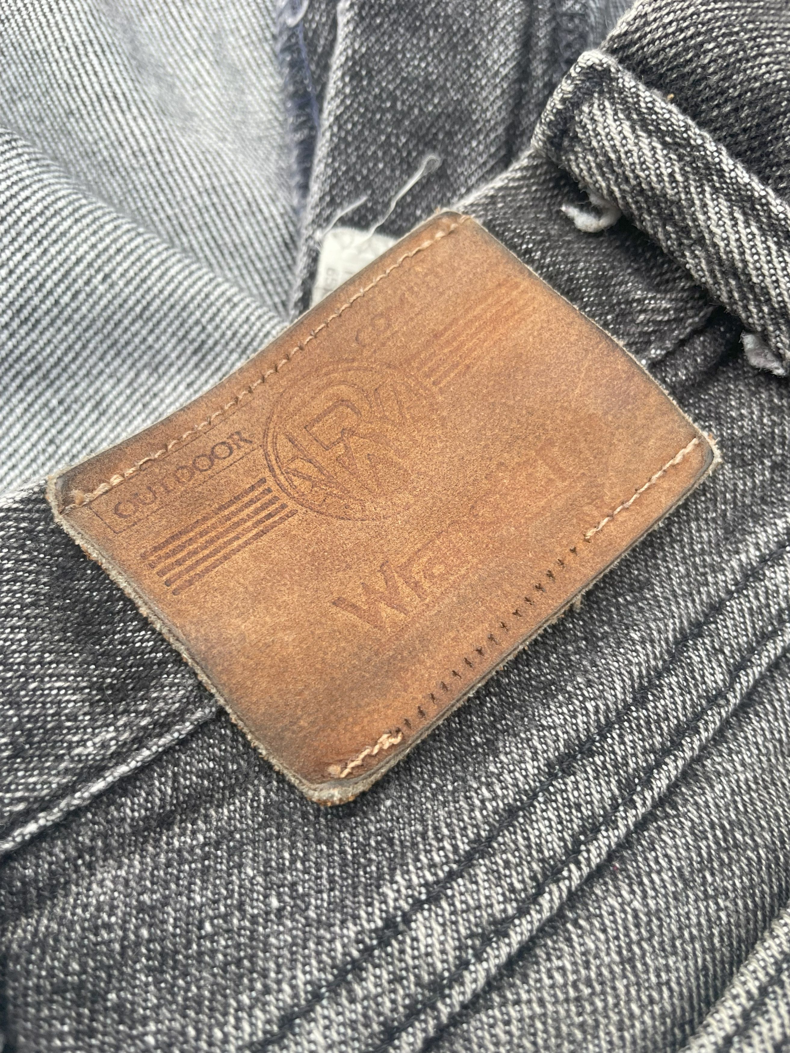Vintage Vintage 80's Wrangler Faded Wash Jeans Size US 41 - 15 Thumbnail