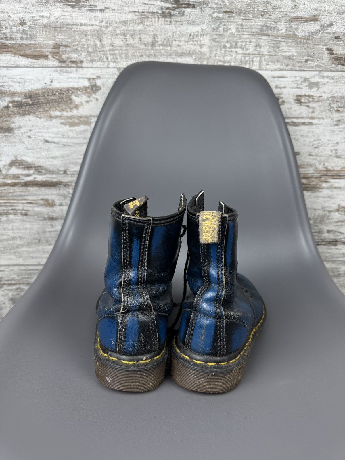 Dr. Martens × Vintage Women’s Vintage Dr.Martens sneakers hi top leather England Size US 7 / IT 37 - 10 Thumbnail