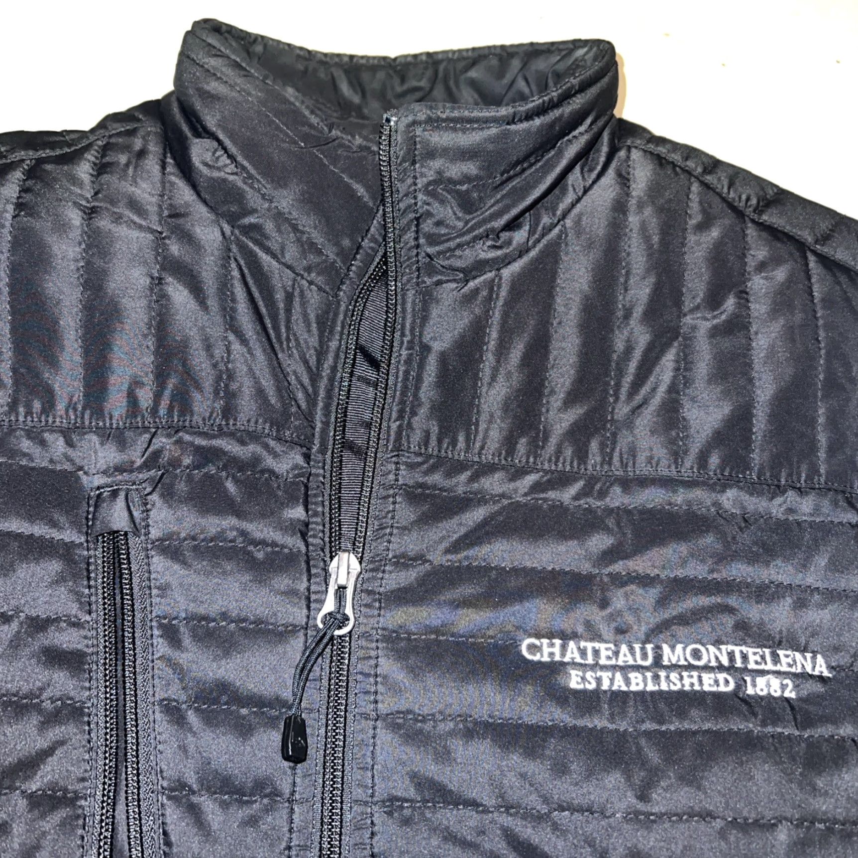 Vintage VINTAGE Chateau Montelena Winery Women’s Black Fleece Vest L Quilted Logo Full Zip Pockets Mid-Length Sleeveless All Seasons Casual Travel Workwear Size L / US 10 / IT 46 - 2 Thumbnail