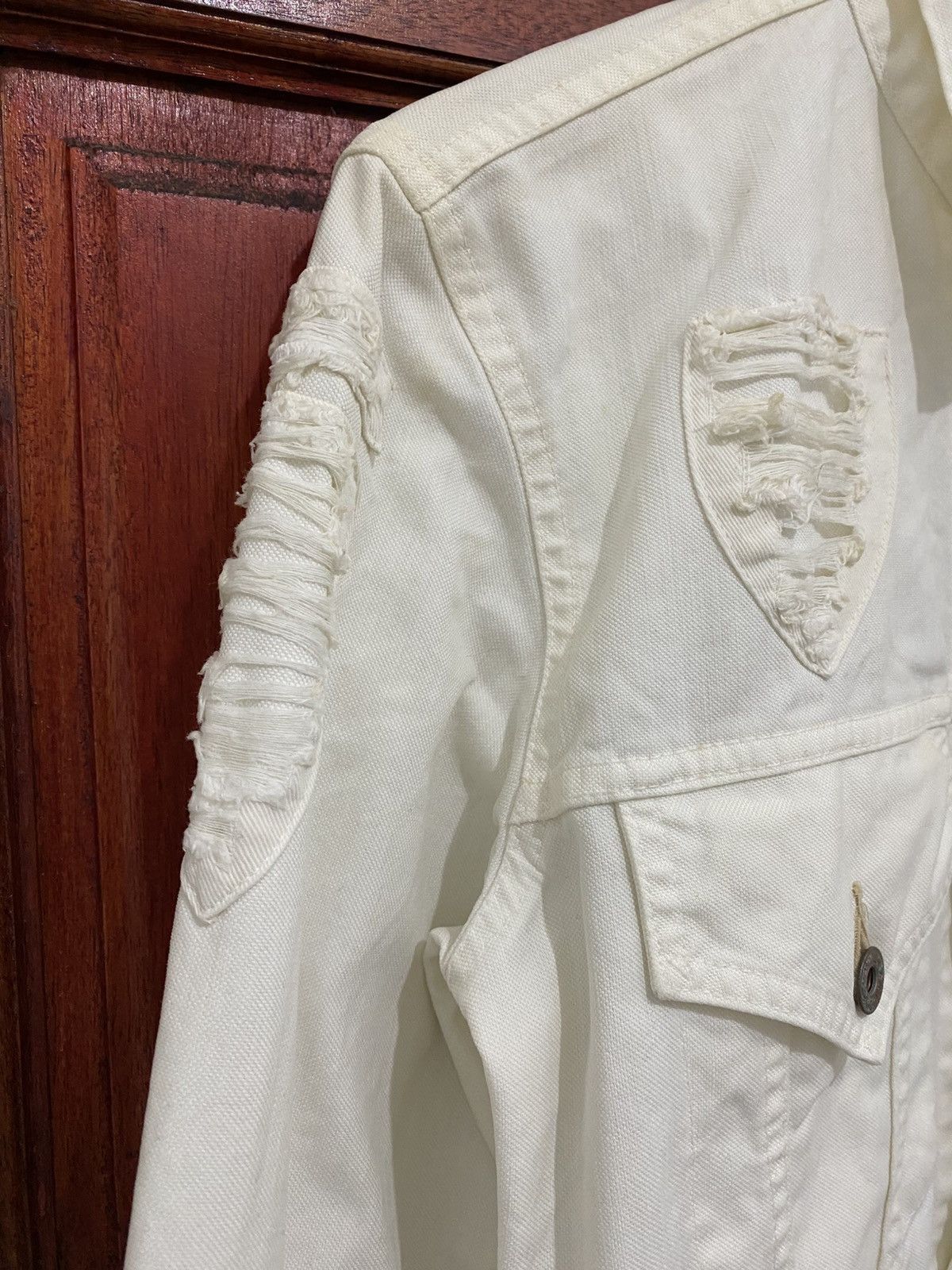 Levi's Vintage Levi’s Denim Trucker Design Distressed Jacket Size US M / EU 48-50 / 2 - 5 Thumbnail