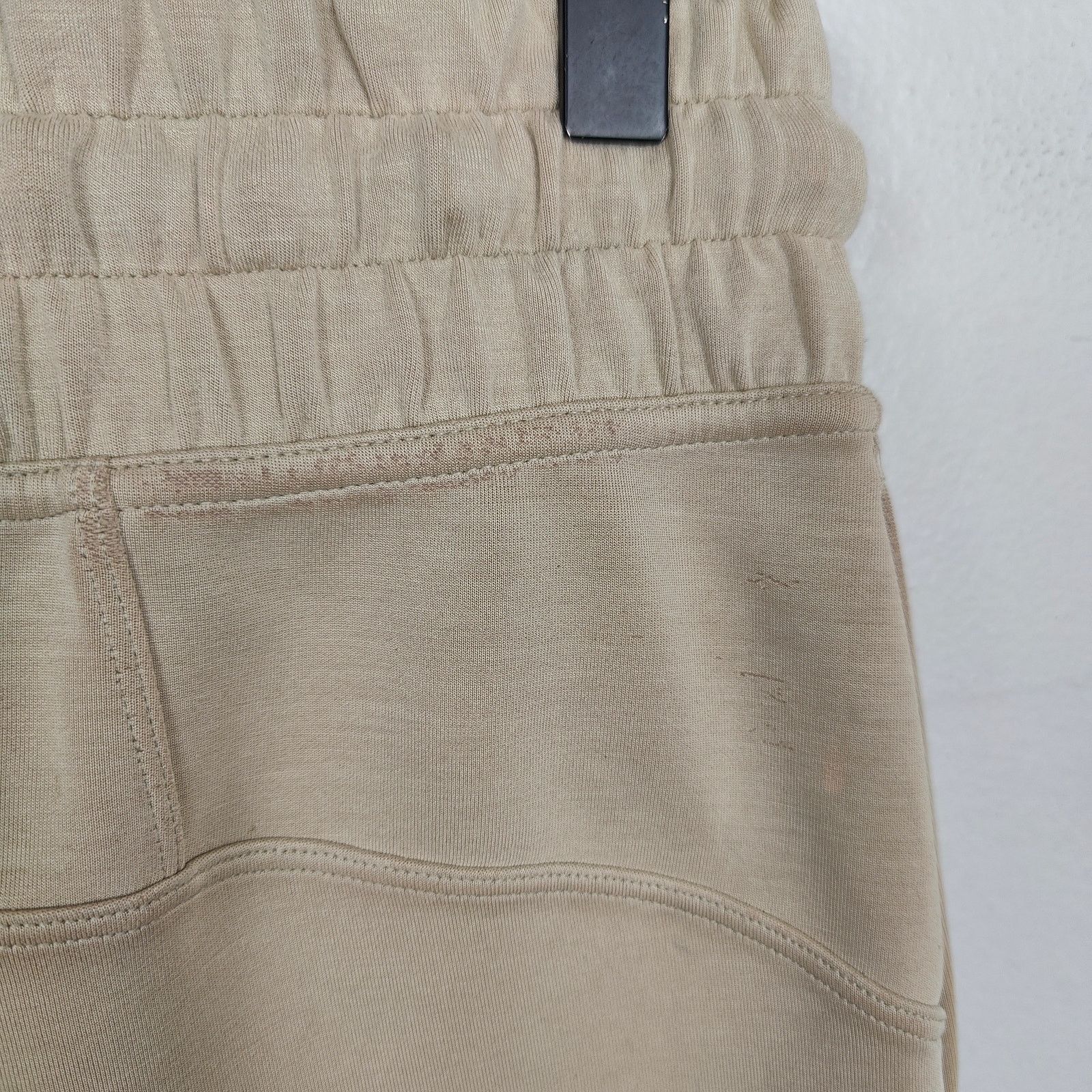 Lululemon Lululemon Soft Ambitions High Rise Short Womens 6 4" Trench Size 28" / US 6 / IT 42 - 4 Thumbnail