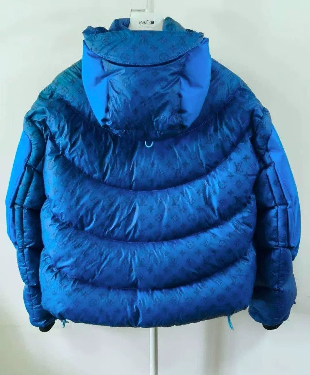 Louis Vuitton Louis Vuitton 2054 Monogram Down Jacket Size US L / EU 52-54 / 3 - 3 Thumbnail