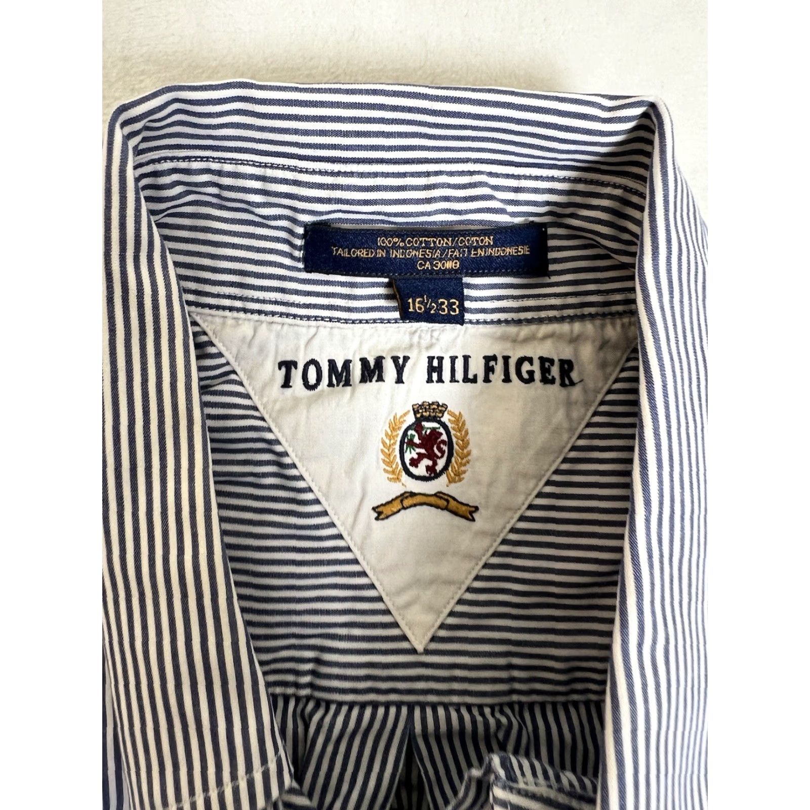 Tommy Hilfiger VINTAGE Tommy Hilfiger Button Up Long Sleeve Shirt 16.5 Crest Blue Stripe Men 90s Classic Retro Shirt Size US XL / EU 56 / 4 - 4 Thumbnail