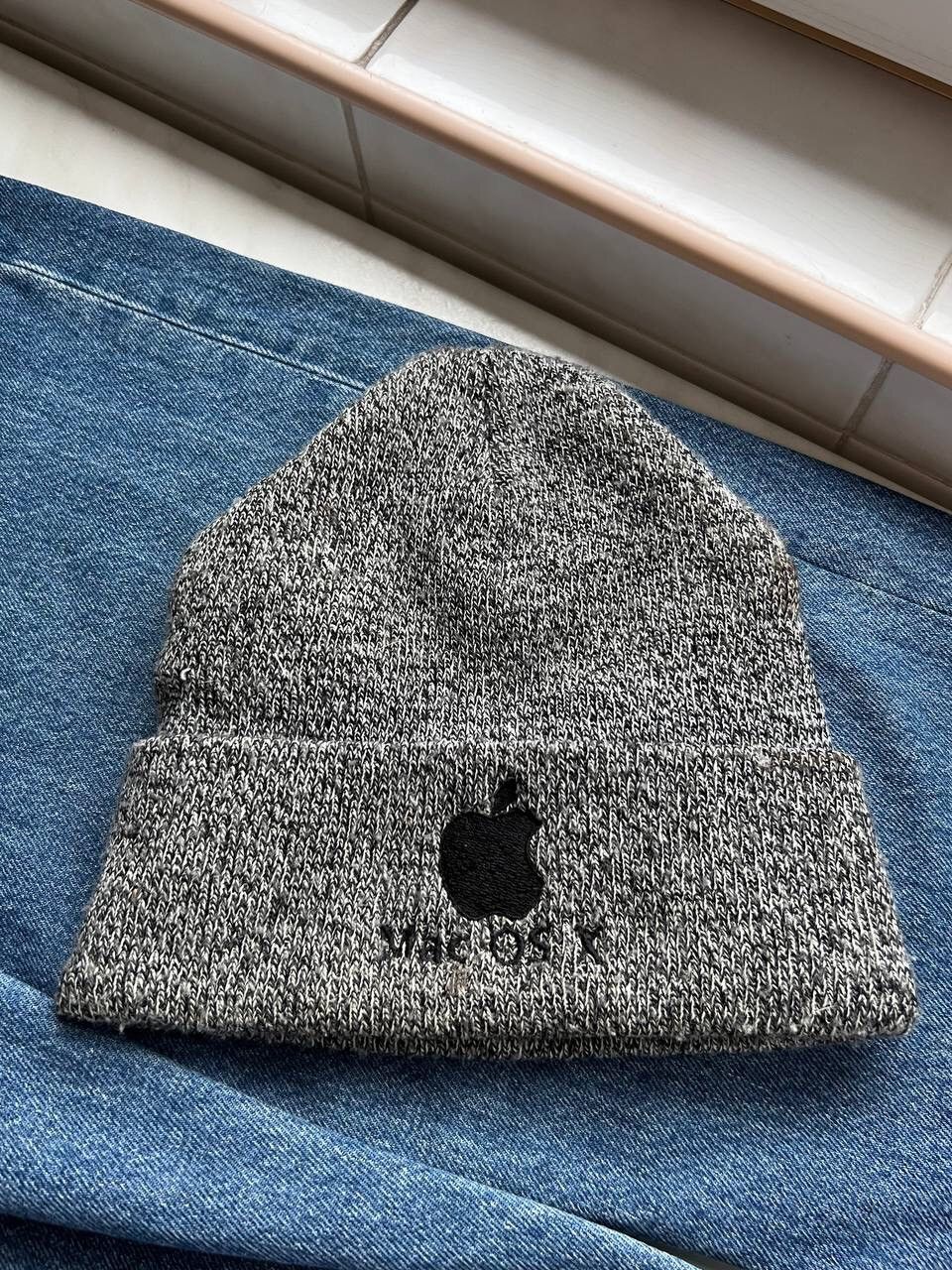 Apple × Champion Promo Champion Apple Company 00s Beanie Hat Mac IOS Size ONE SIZE - 1 Thumbnail