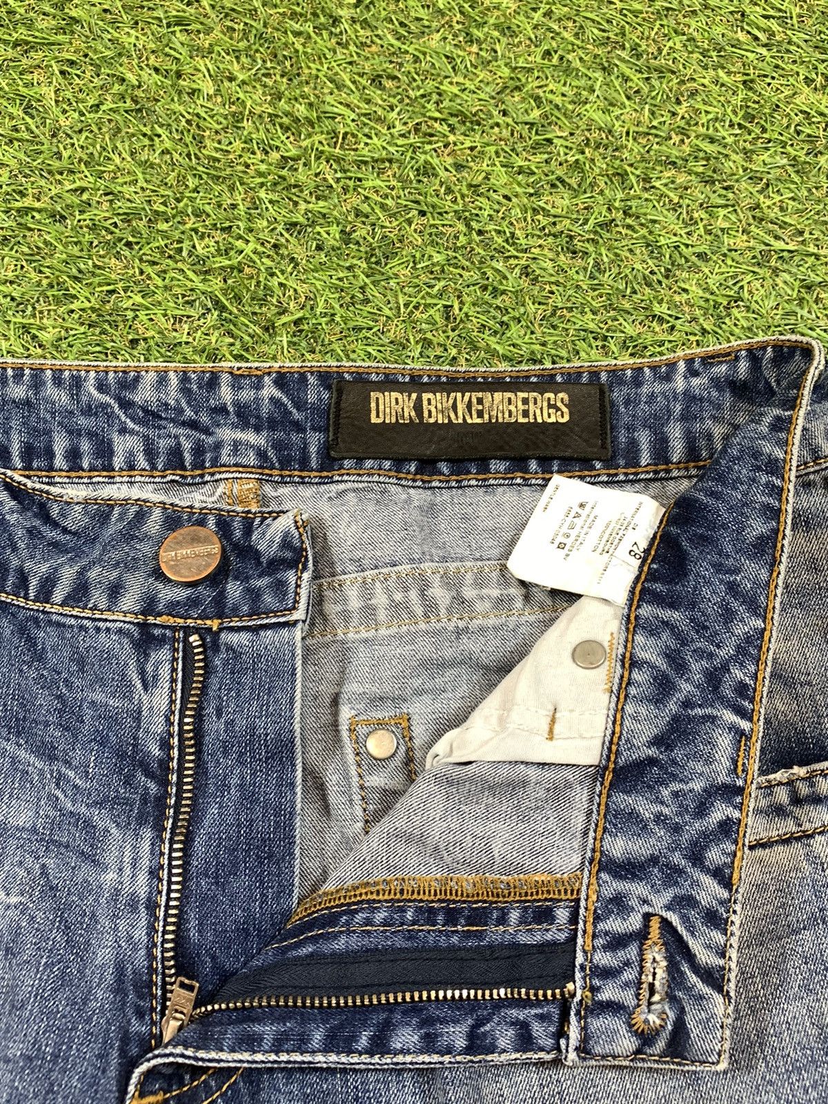 Vintage Y2K Dirk Bikkembergs jeans shorts denim size 28