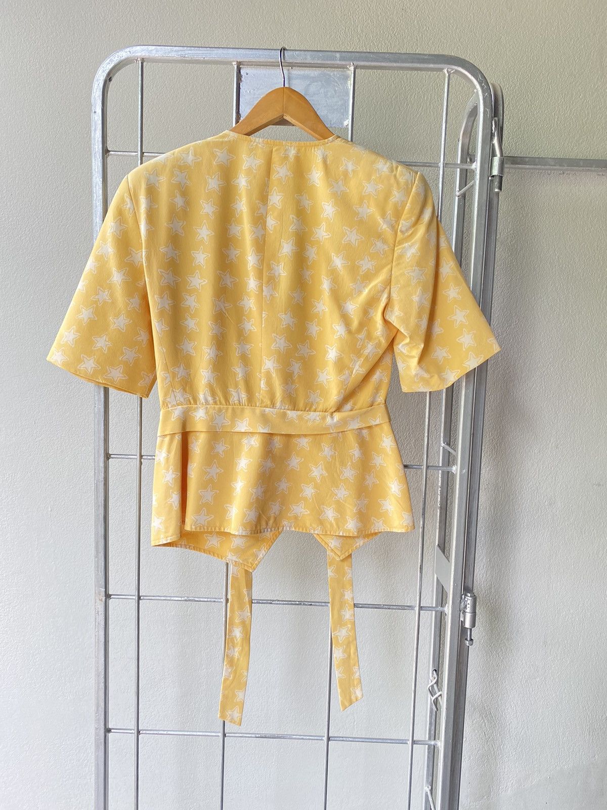 Valentino Valentino vintage yellow stars jacket Size ONE SIZE - 10 Thumbnail