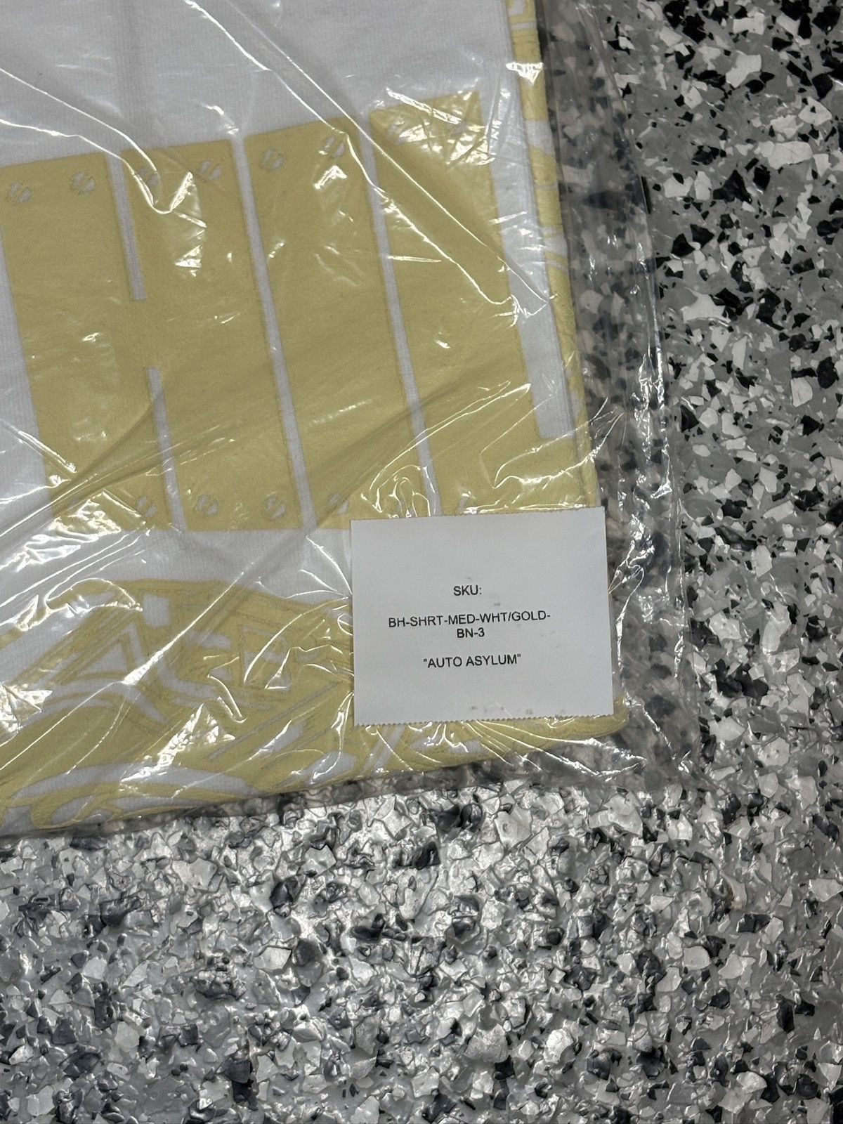 Billy Hill 2022 Billy Hill White/Gold “Auto Asylum” T-Shirt Size M Size US M / EU 48-50 / 2 - 7 Thumbnail