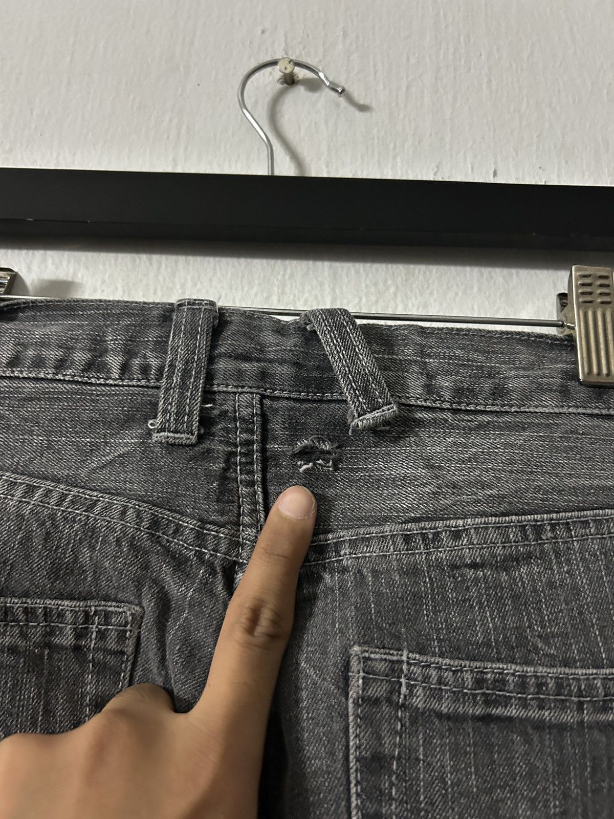 If Six Was Nine 2000’s Jack Serika Never trust women washed jeans punk Size US 28 / EU 44 - 6 Thumbnail
