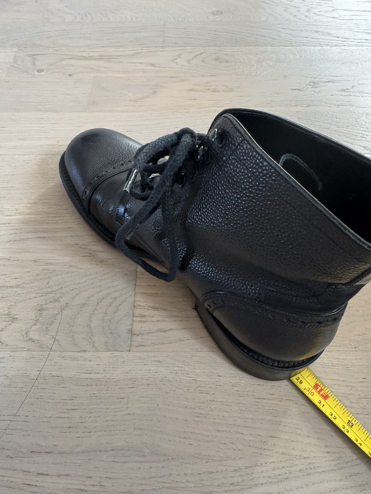 Louis Vuitton LOUIS VUITTON men boots marked sz UK 6 know the LV fit Size US 7 / EU 40 - 19 Thumbnail