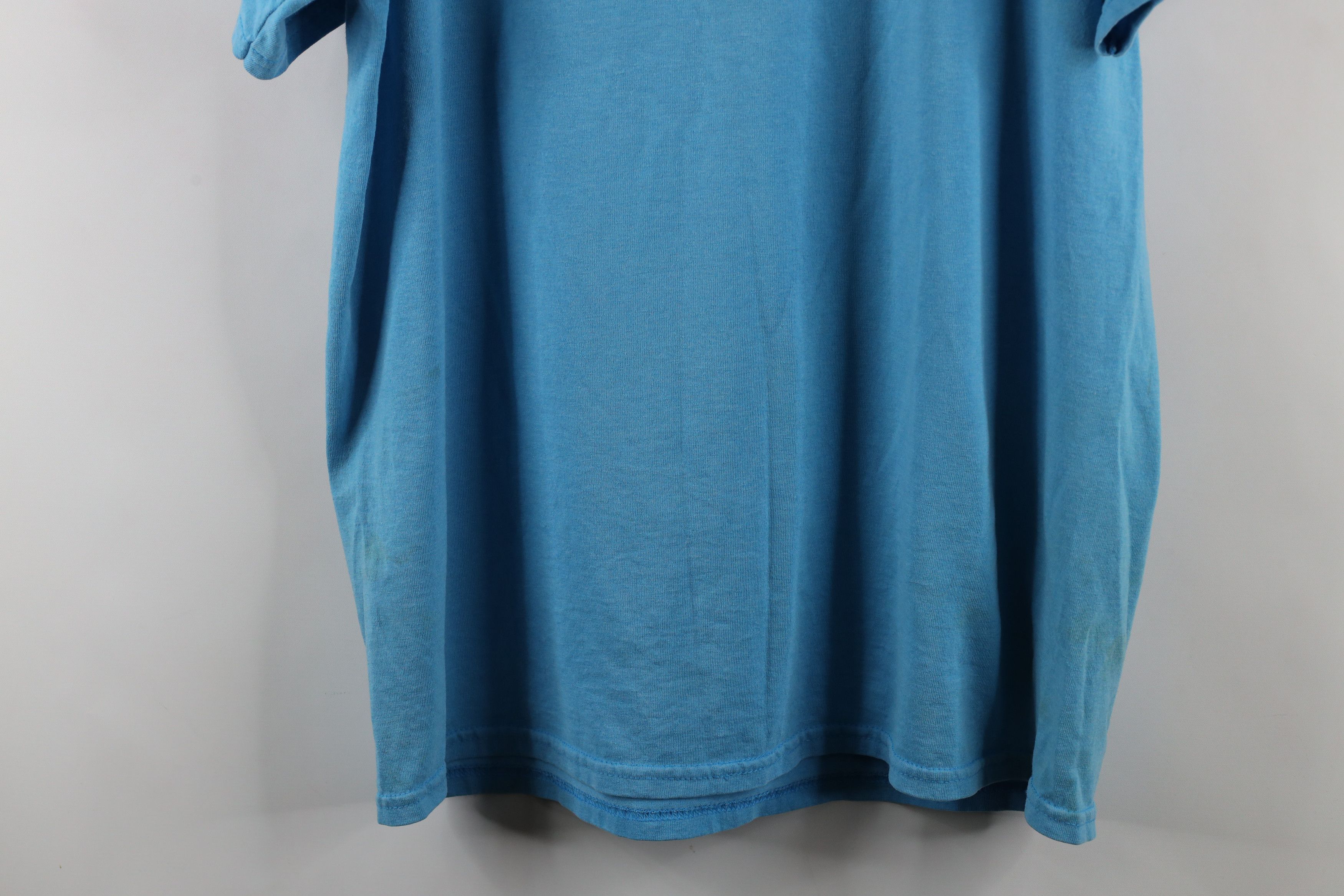 Vintage Vintage Ron Jon Surf Shop Spell Out Surfboards T-Shirt Size US L / EU 52-54 / 3 - 14 Thumbnail