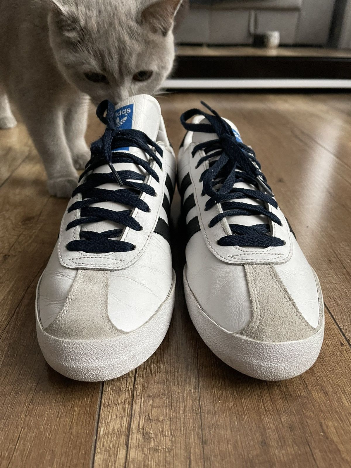Other Adidas Bamba Vintage Sneakers Shoes Low Top Size US 8.5 / EU 41-42 - 11 Thumbnail