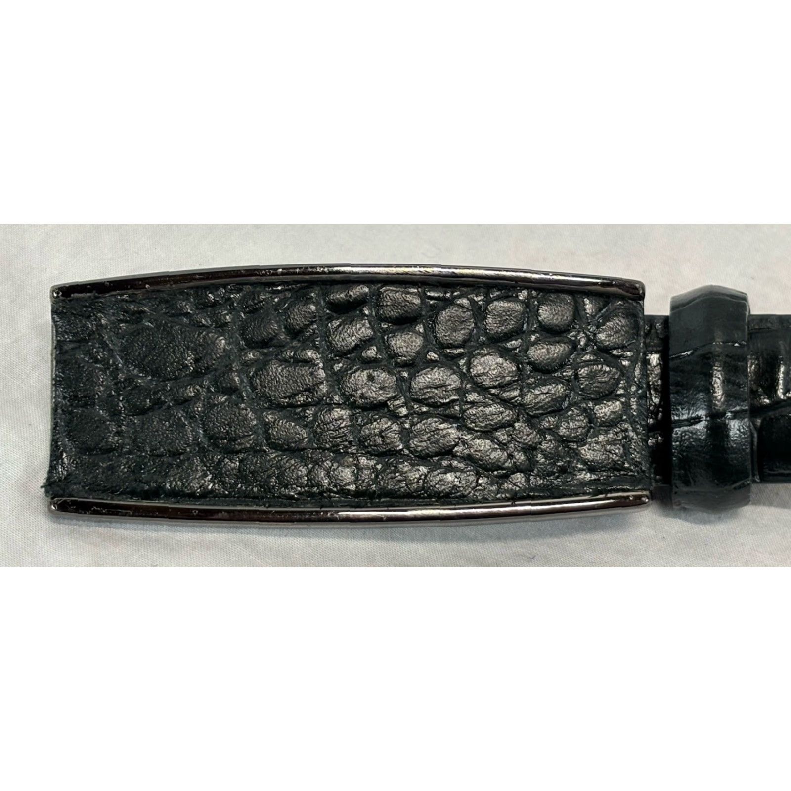 Vintage WORTH Belt Women Large Leather Croc Embossed 34”-38” Made In USA Black Size ONE SIZE - 5 Thumbnail