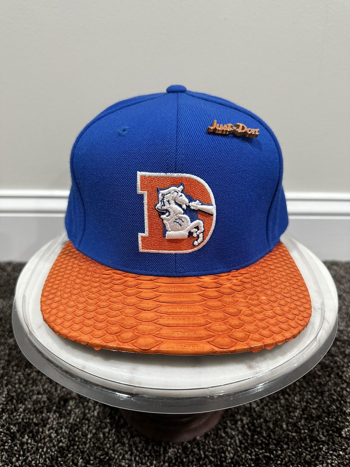 Orange broncos hat shop