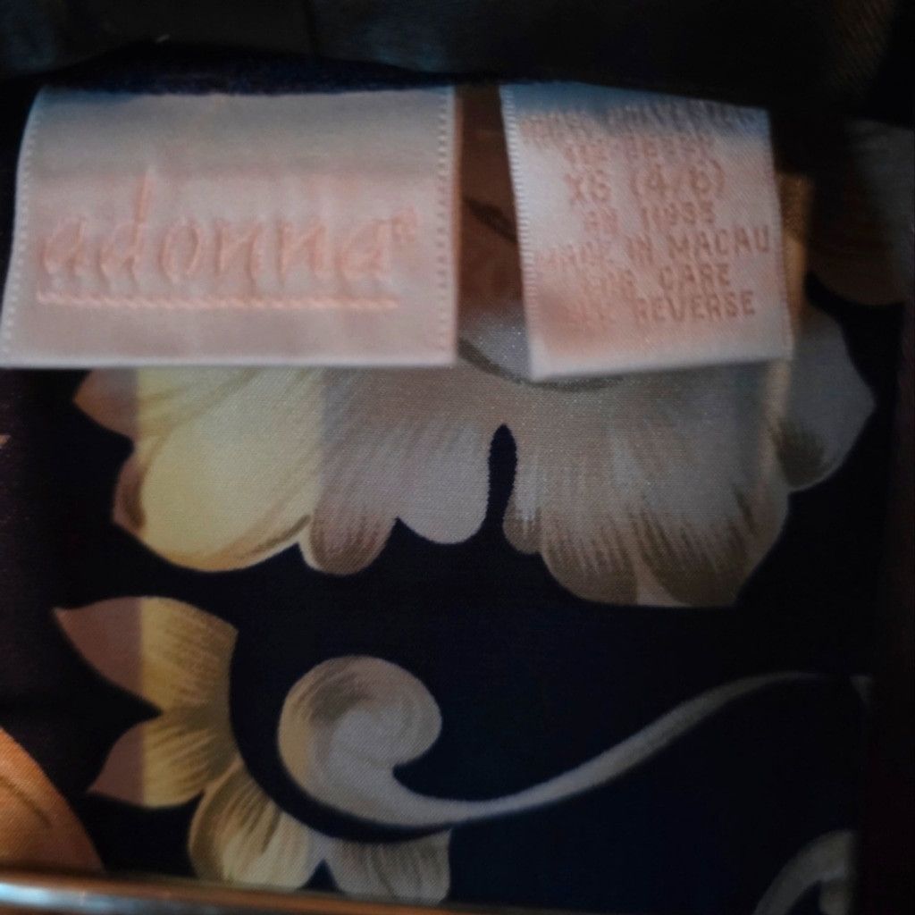 The Unbranded Brand Adonna Vintage Like New 3 Piece Pajama Set Size ONE SIZE - 5 Thumbnail