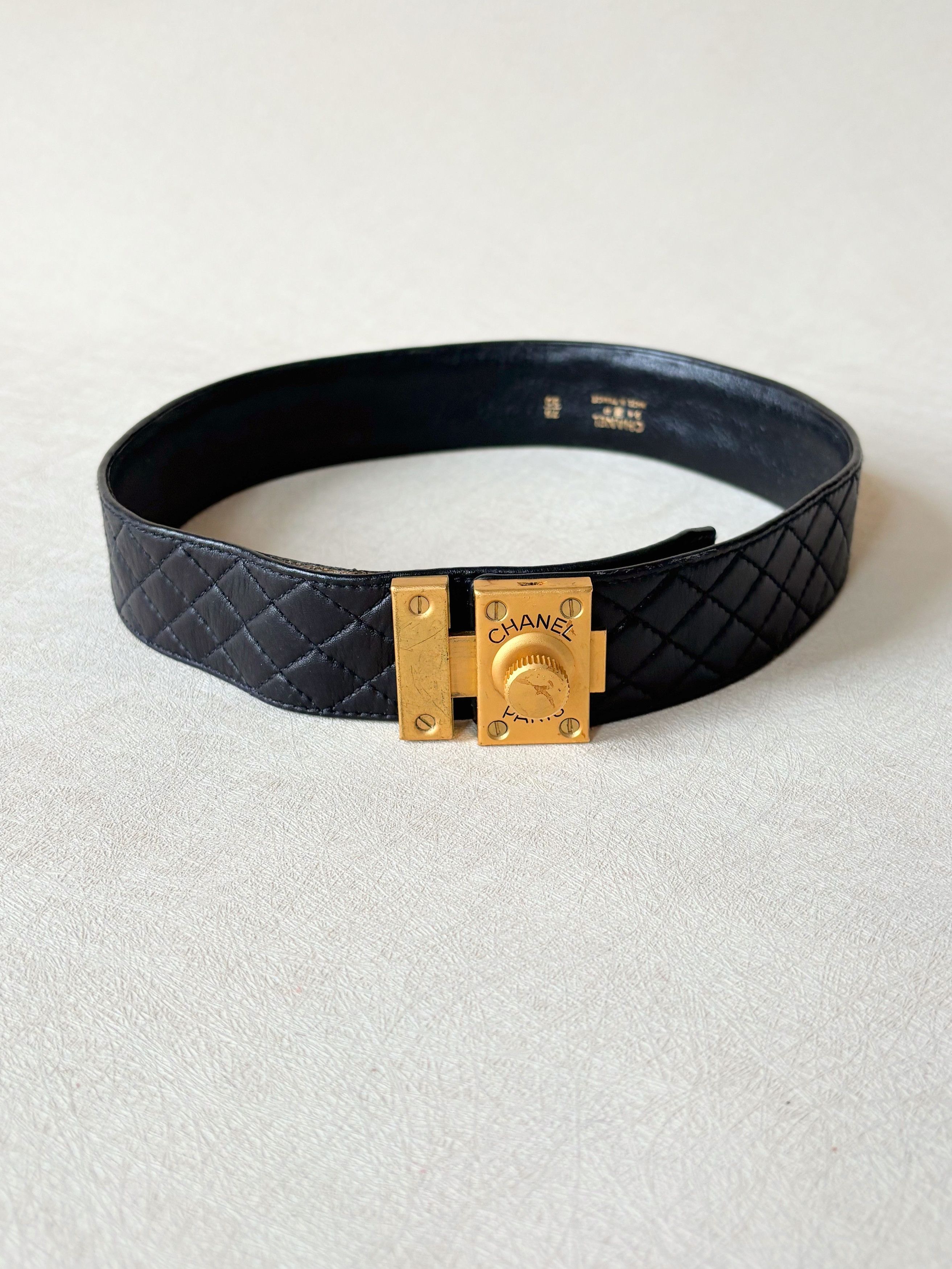 Chanel Ceinture cuir 1994 Size ONE SIZE - 1 Thumbnail