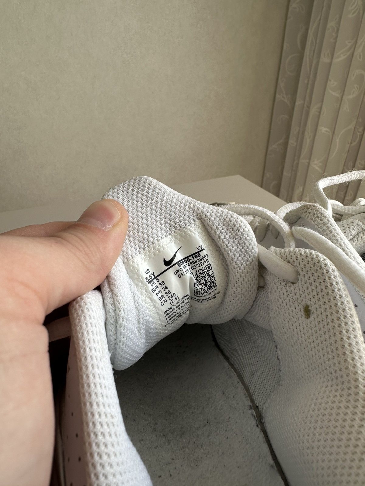 Japanese Brand Nike shox R4 metallic white Size US 5.5 / EU 38 - 10 Thumbnail