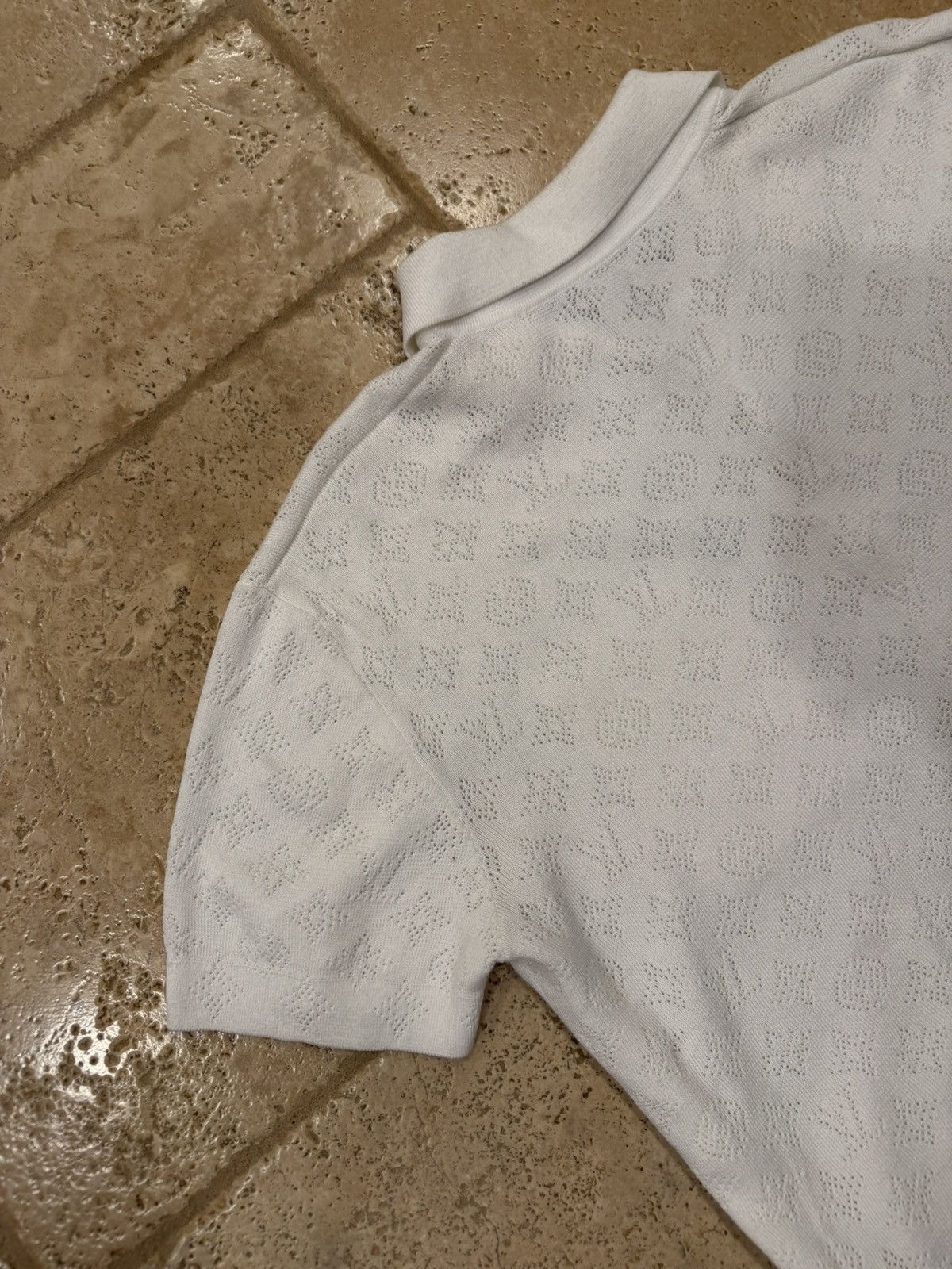 Louis Vuitton Louis Vuitton Monogram Pointelle White Short-Sleeved Shirt Size US XS / EU 42 / 0 - 15 Thumbnail